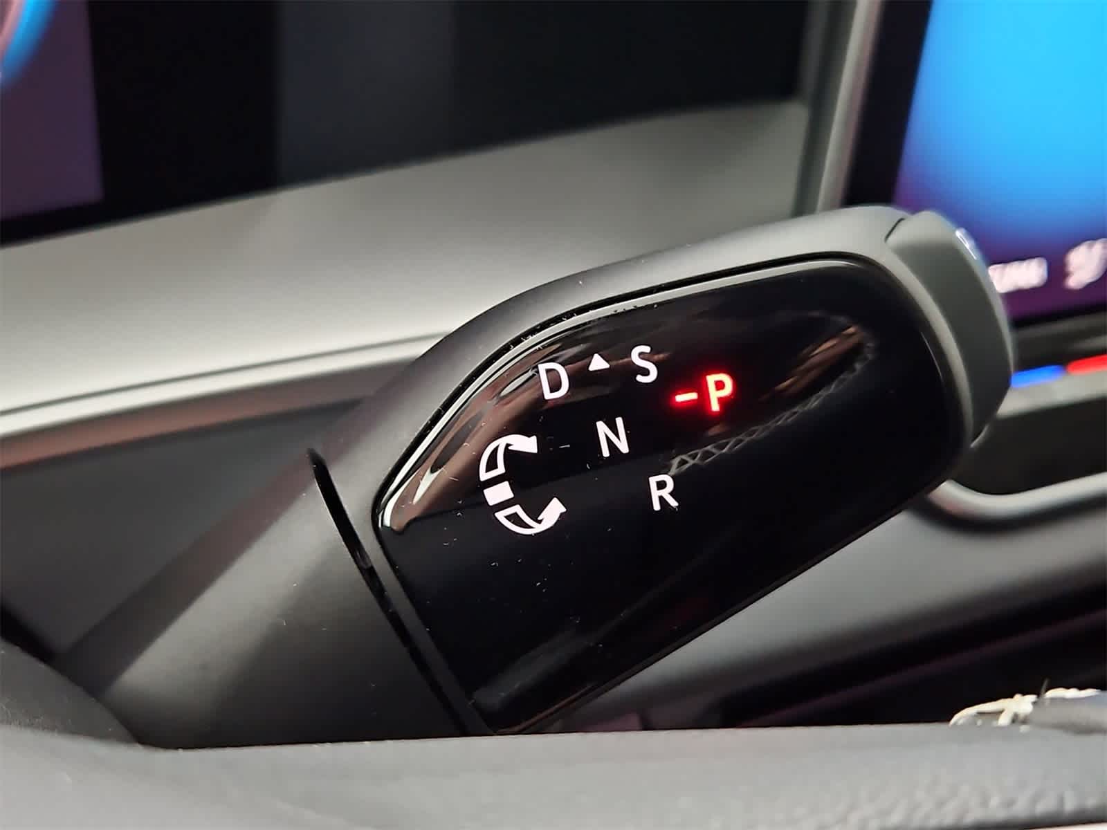 Thumbnail: 2025 Volkswagen Tiguan - 34