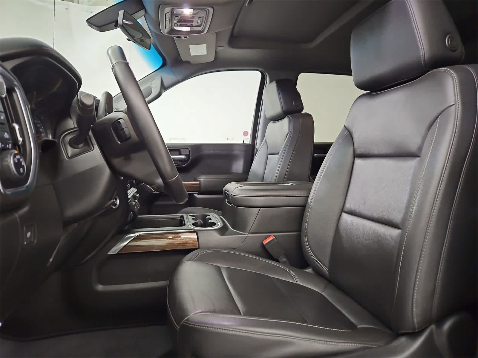 Thumbnail: 2021 Chevrolet Silverado 1500 - 16