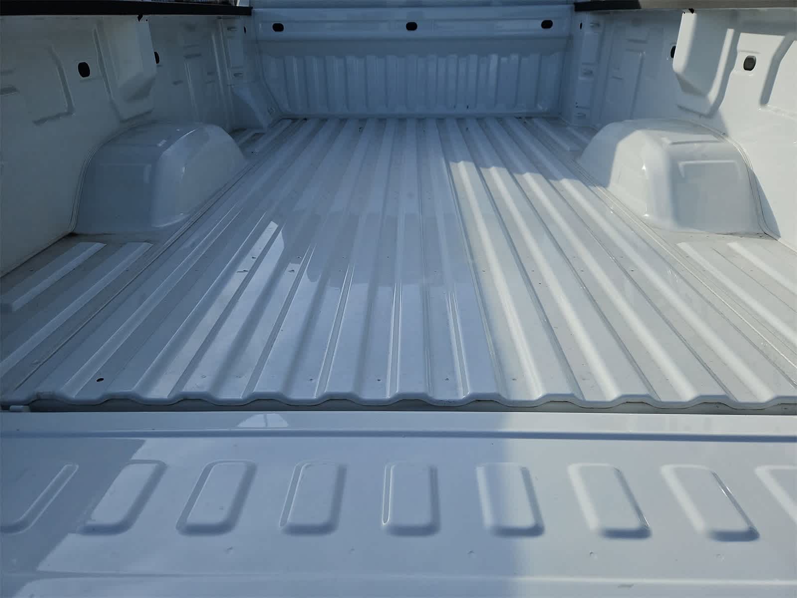 Thumbnail: 2023 GMC Sierra 3500 - 34