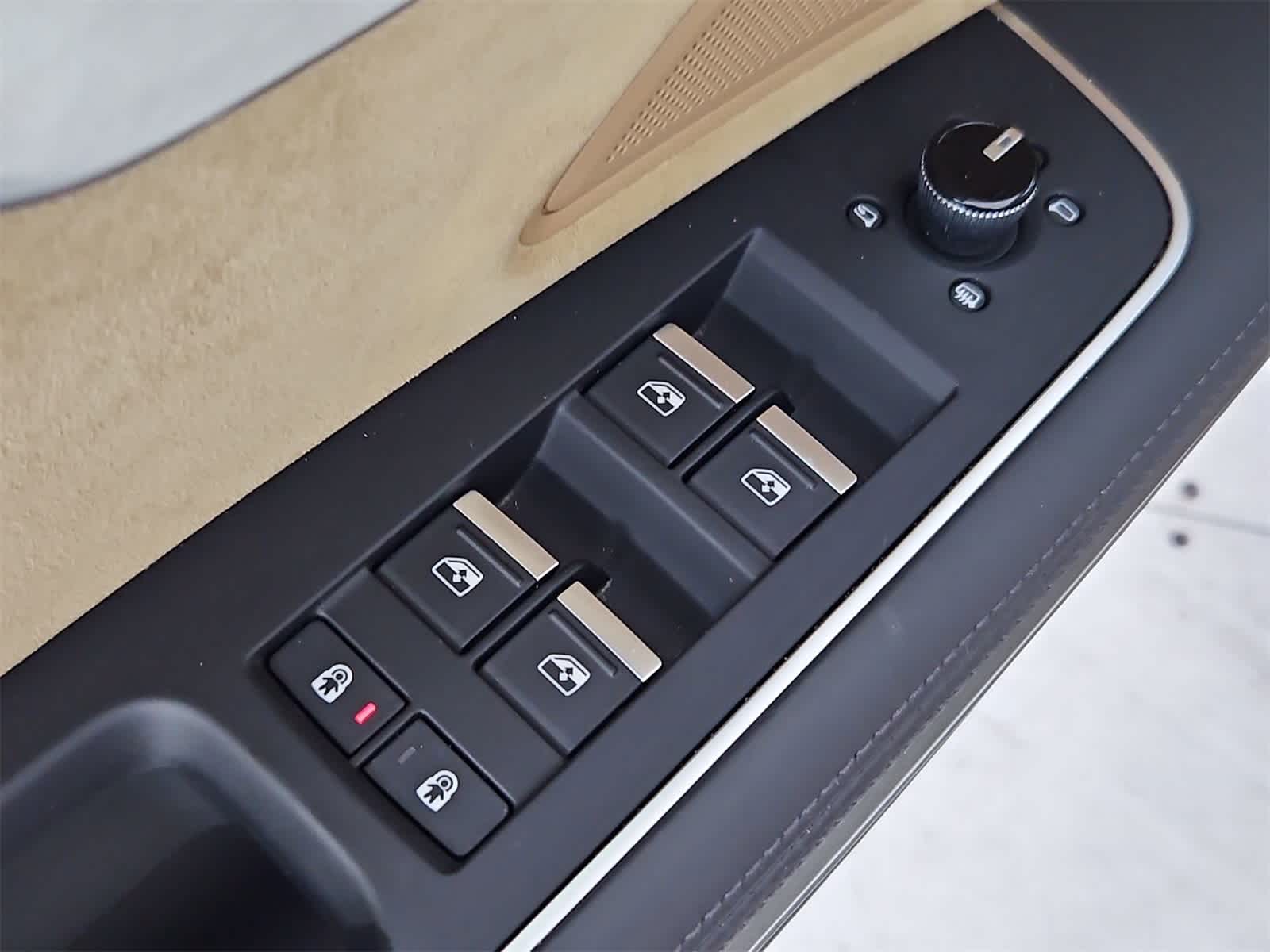 Thumbnail: 2020 Audi A8 - 17