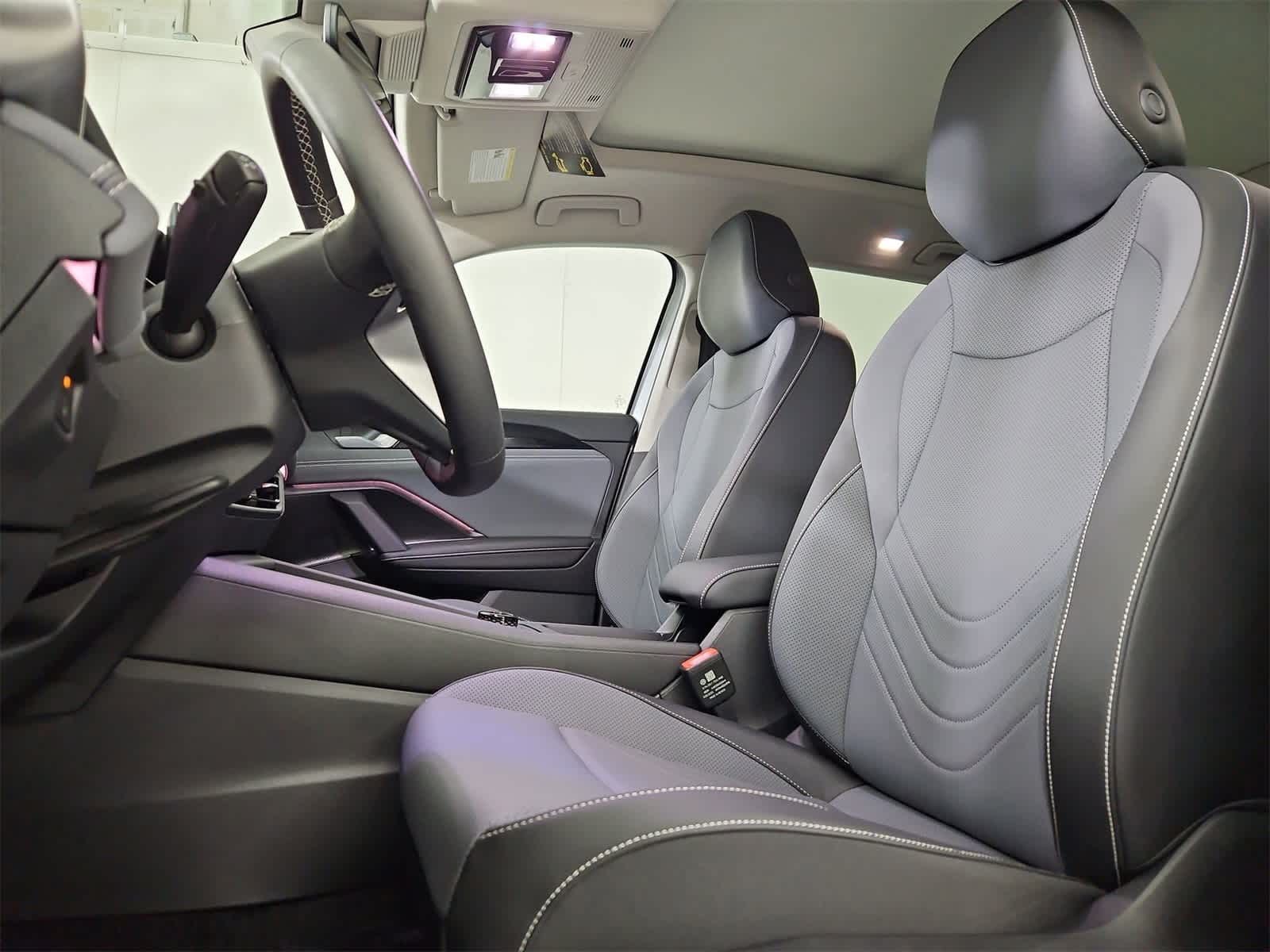 Thumbnail: 2025 Volkswagen Tiguan - 16