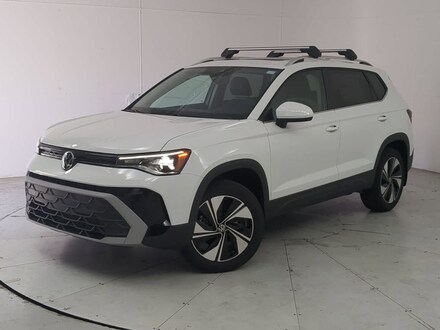 2025 Volkswagen Taos 1.5T SE SUV