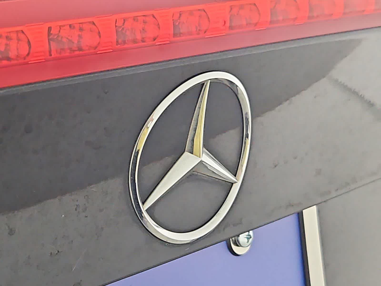 Thumbnail: 2016 Mercedes-Benz SLK - 11