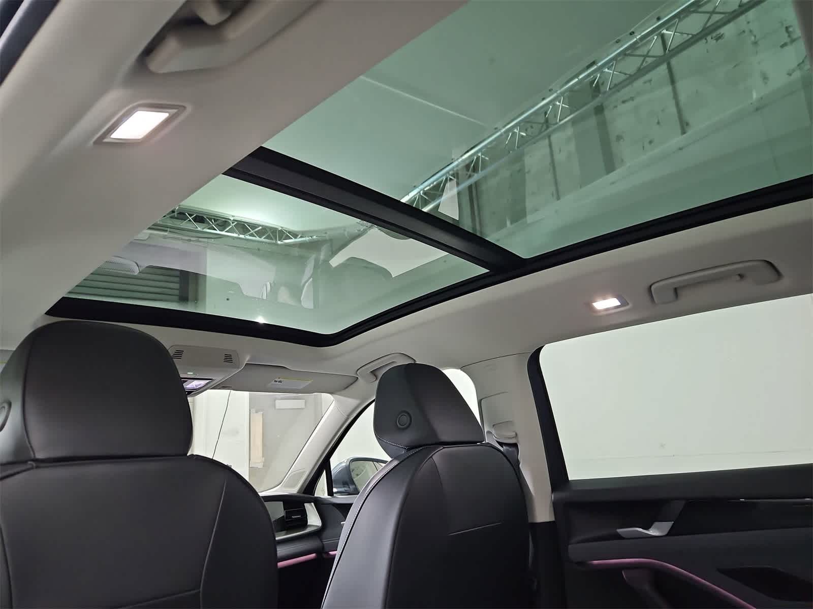 Thumbnail: 2025 Volkswagen Tiguan - 22