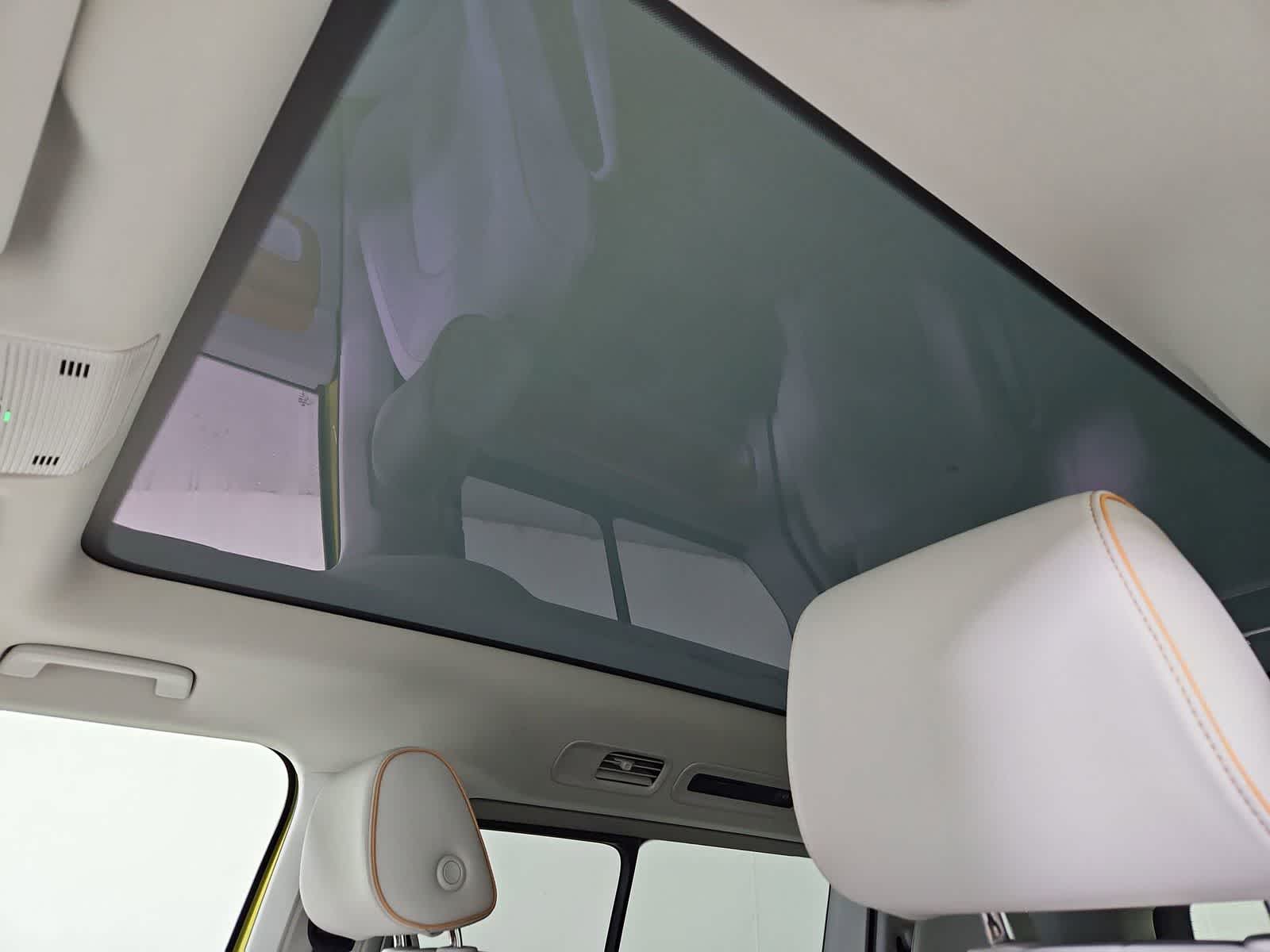 Thumbnail: 2025 Volkswagen ID.Buzz - 19