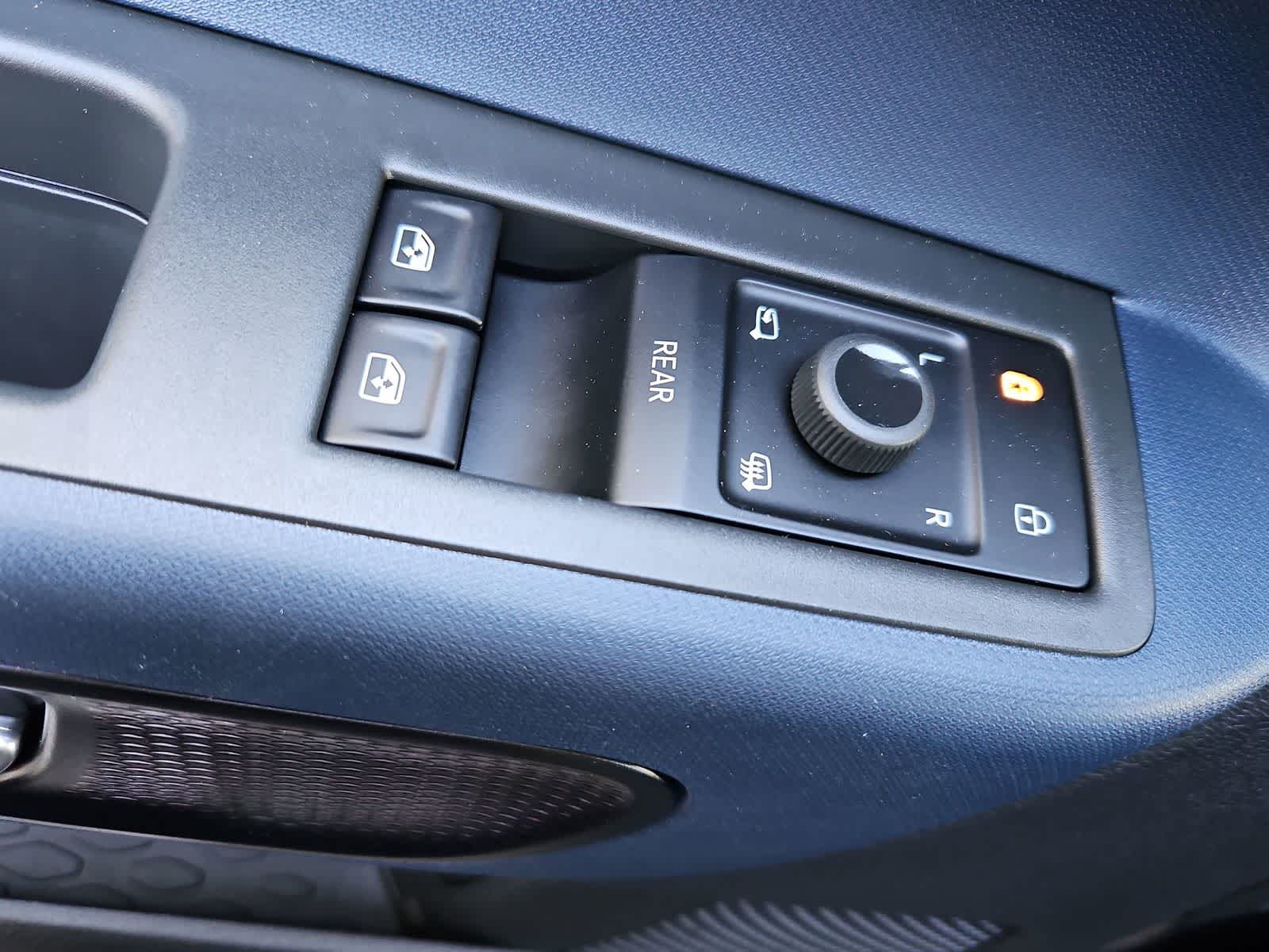 Thumbnail: 2025 Volkswagen ID.Buzz - 17