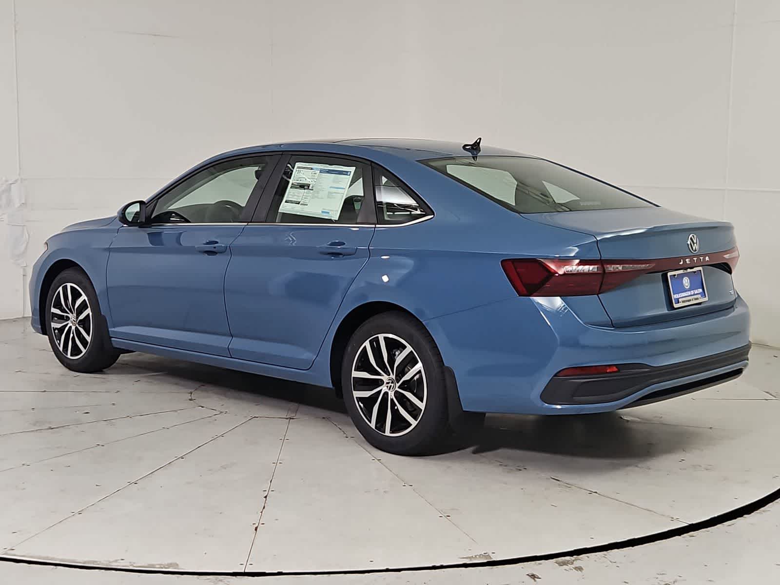 Thumbnail: 2026 Volkswagen Jetta - 4