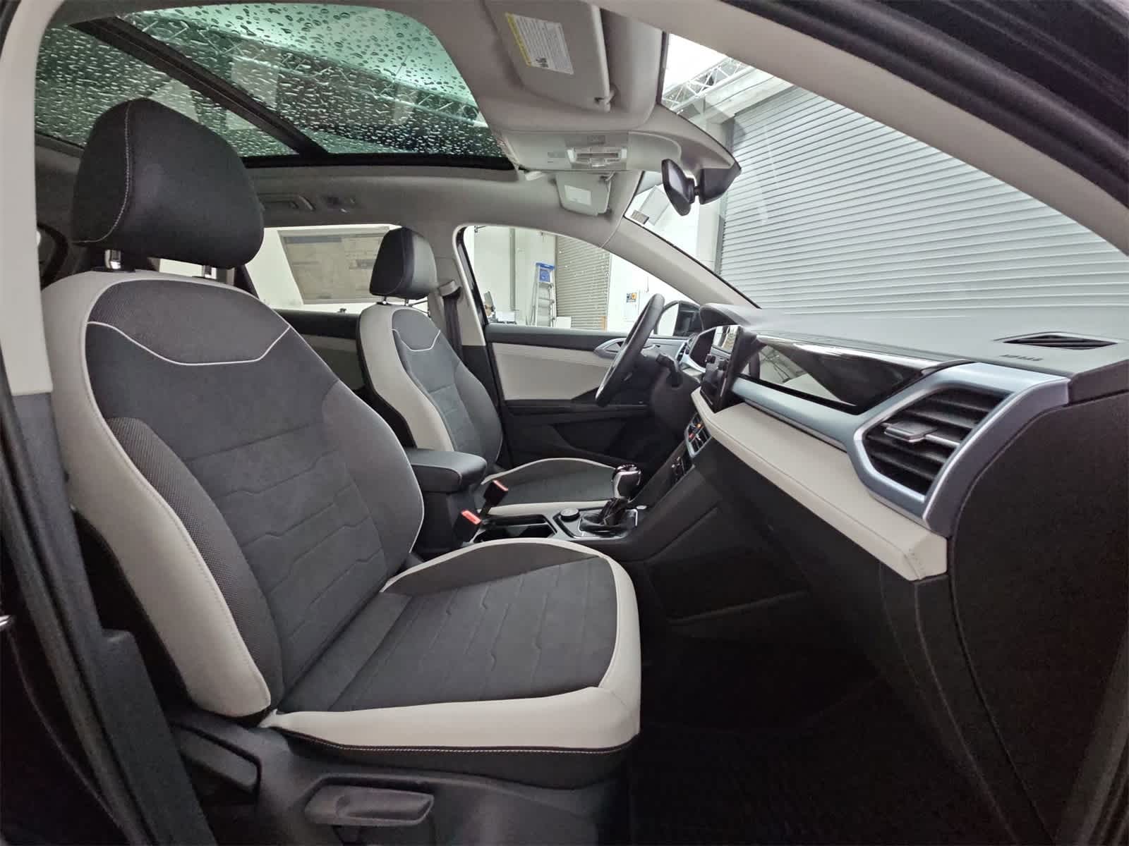 Thumbnail: 2025 Volkswagen Taos - 22