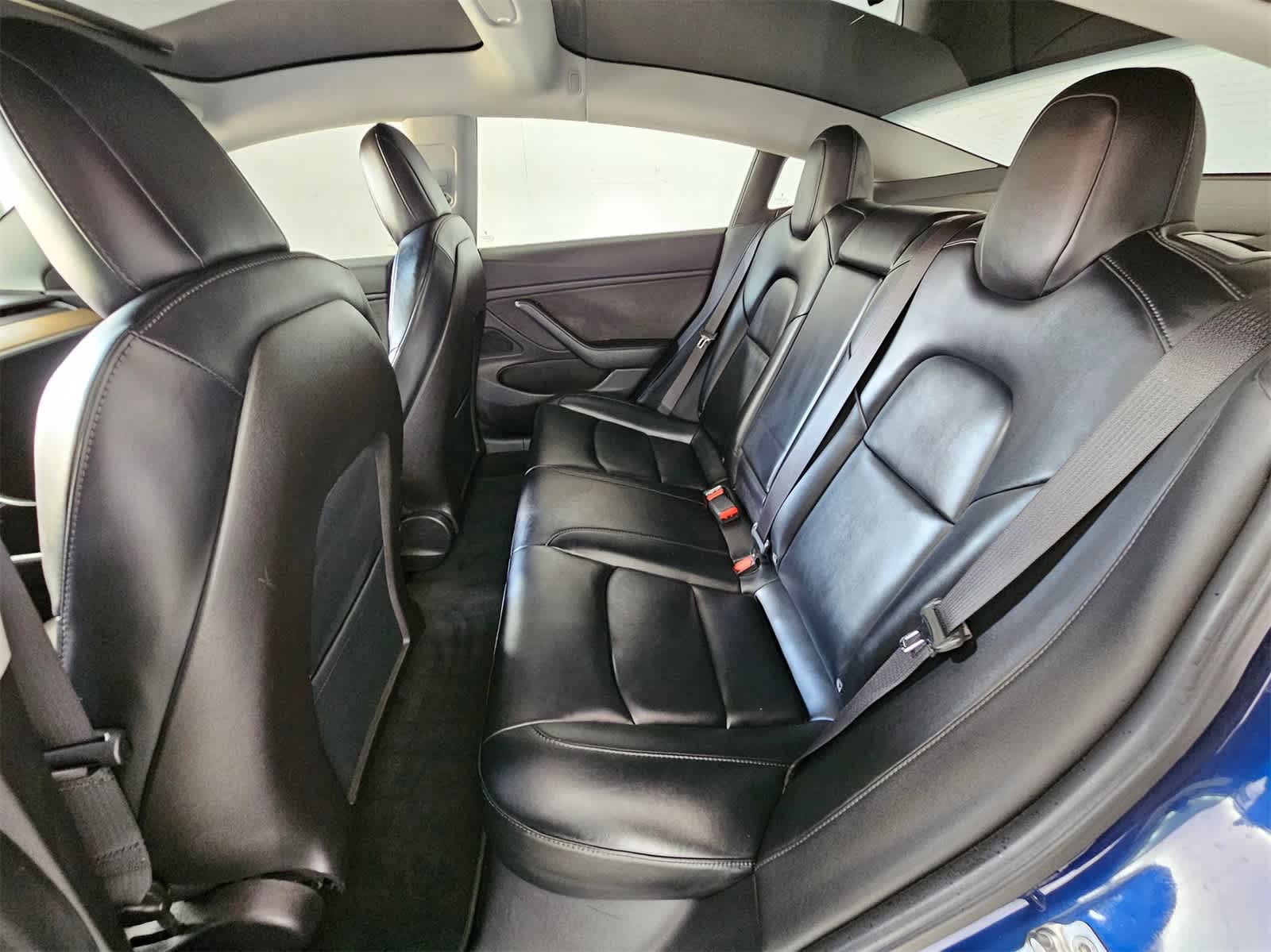Thumbnail: 2019 Tesla Model 3 - 17