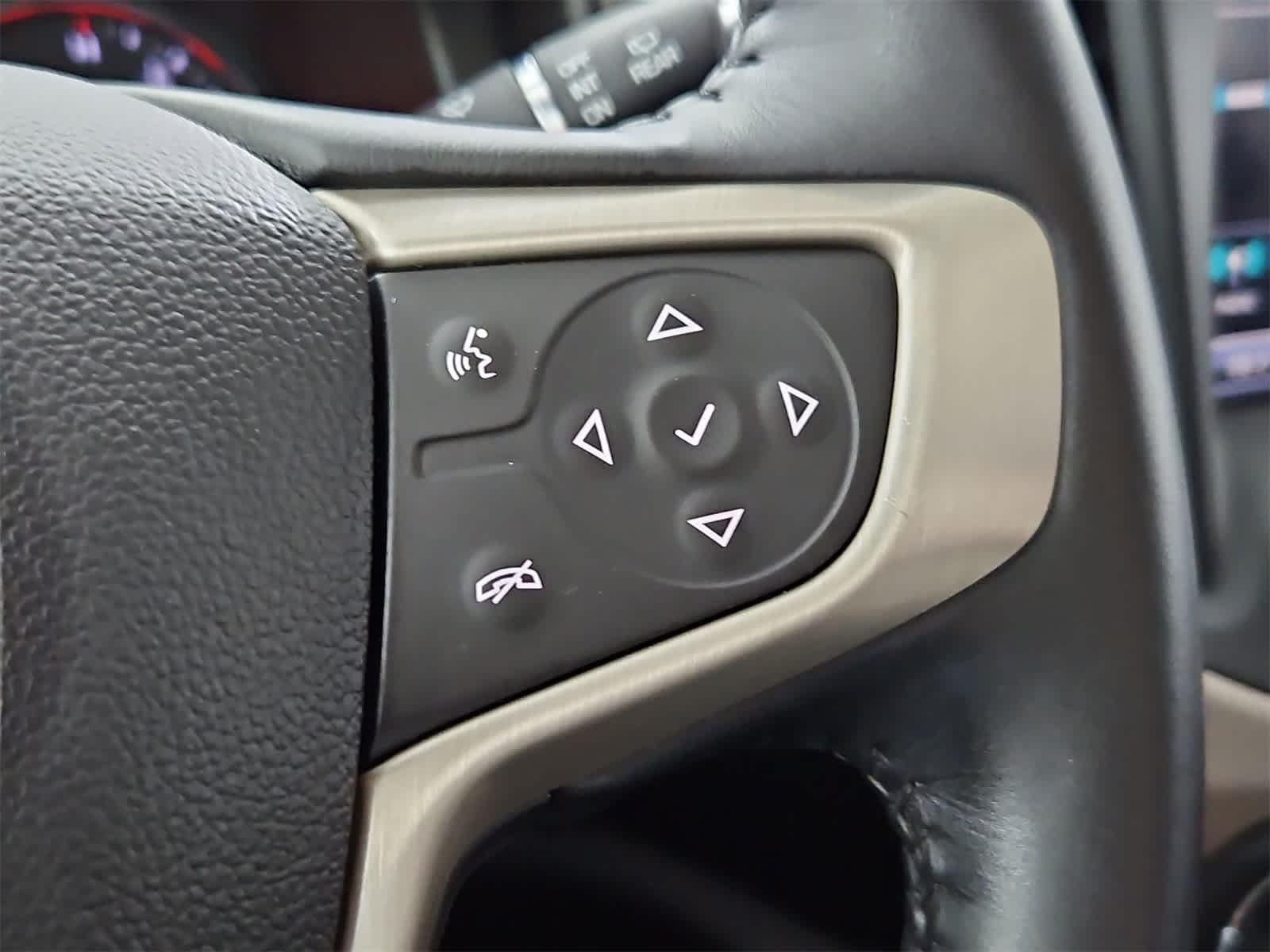 Thumbnail: 2017 GMC Acadia - 26