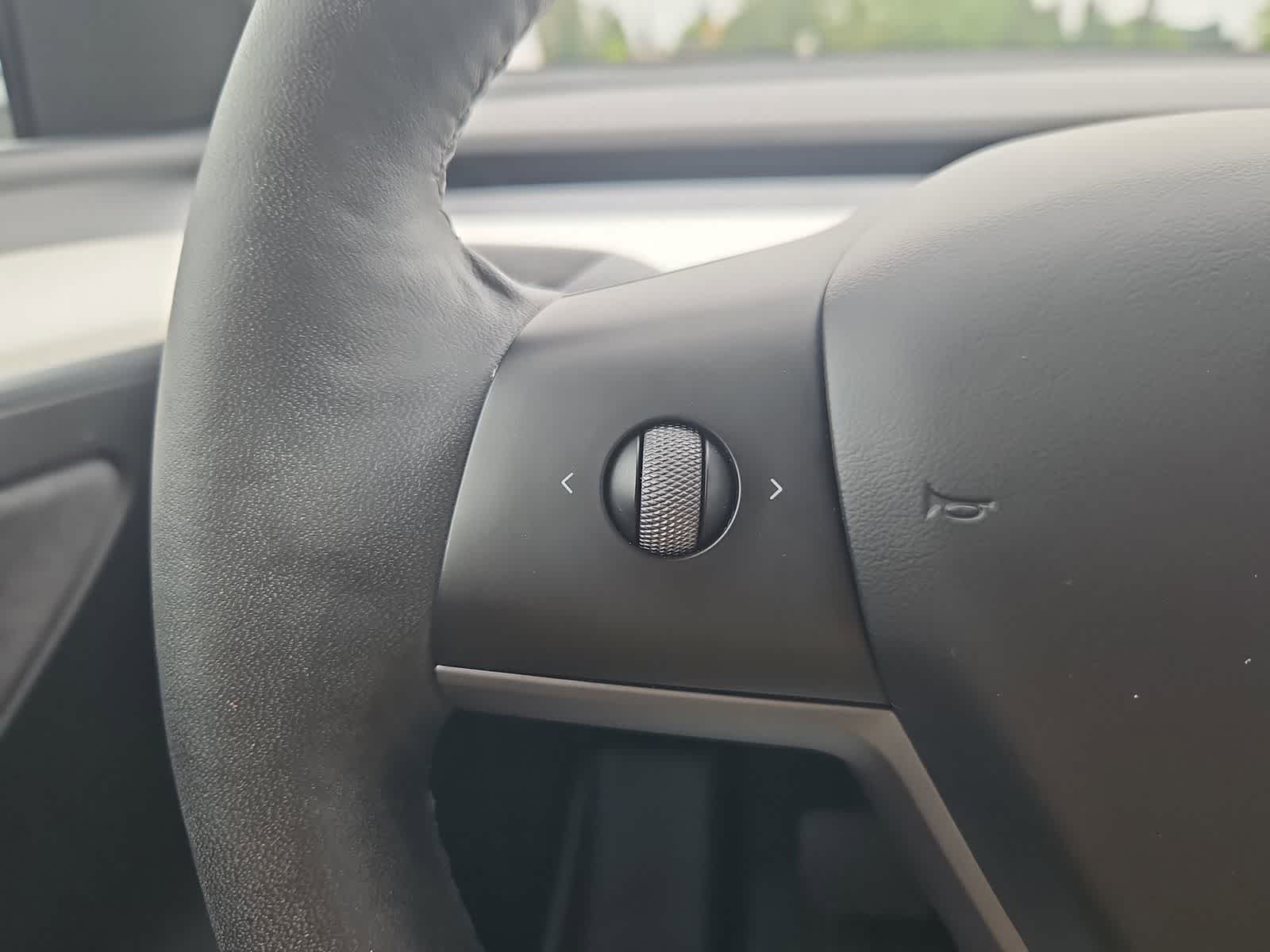 Thumbnail: 2024 Tesla Model Y - 24