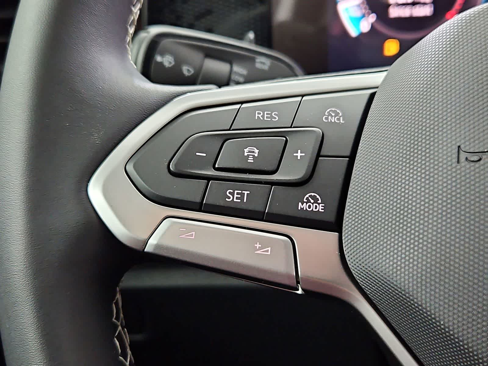 Thumbnail: 2026 Volkswagen Tiguan - 23