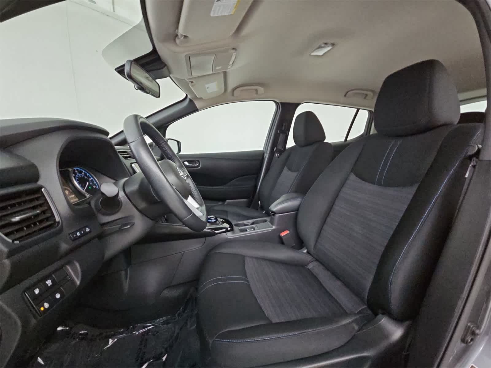 Thumbnail: 2024 Nissan Leaf - 15