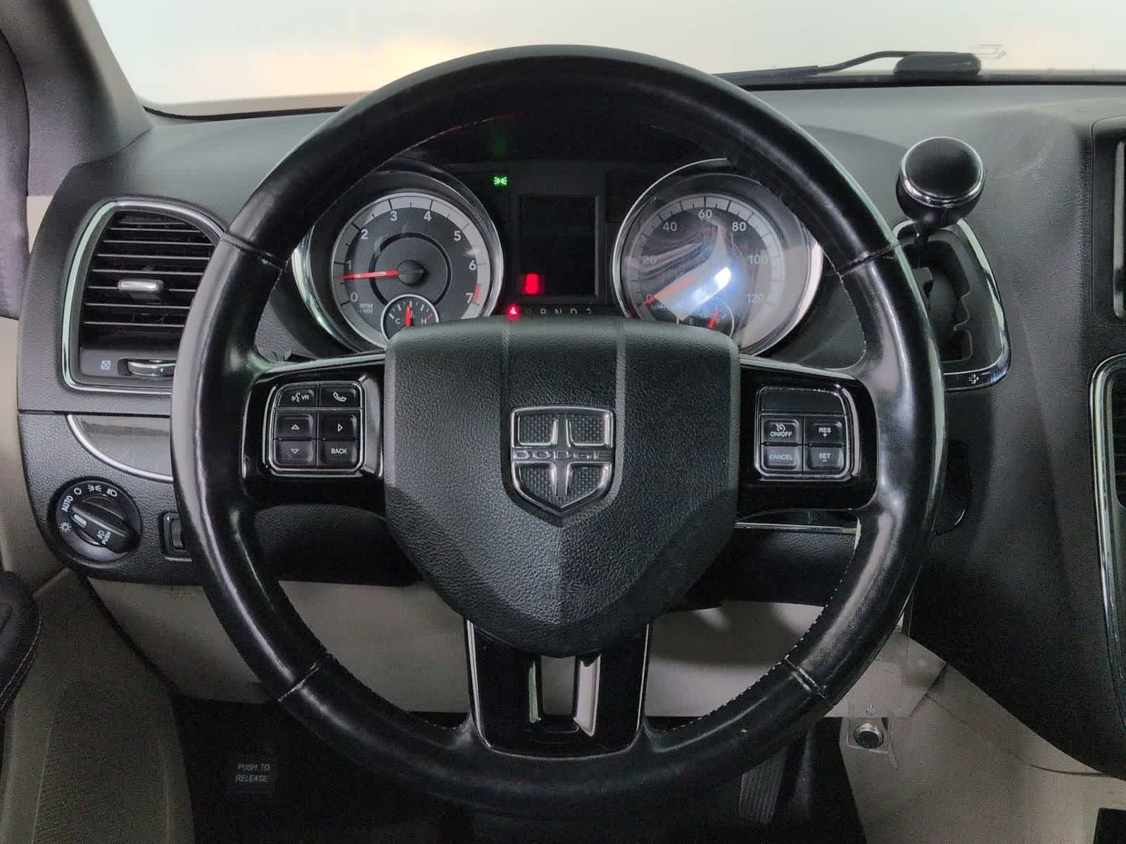 Thumbnail: 2019 Dodge Grand Caravan - 22