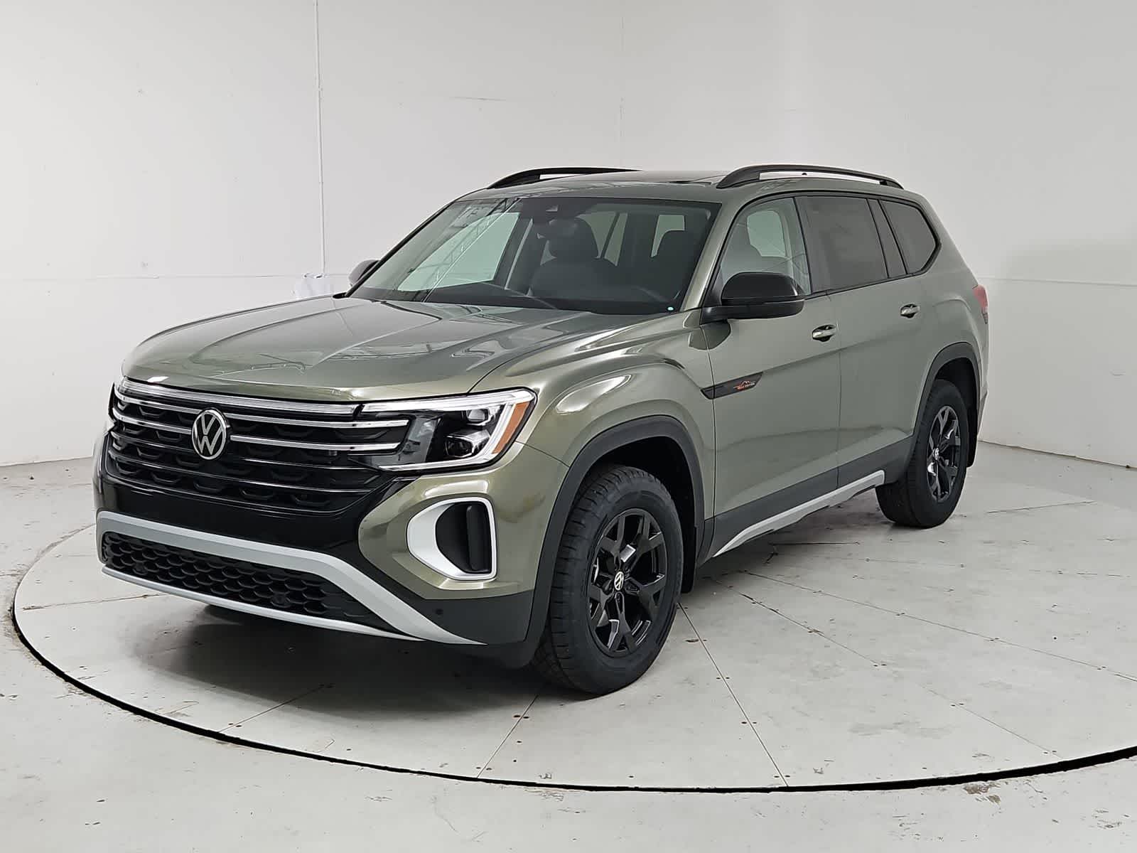 Thumbnail: 2026 Volkswagen Atlas - 1