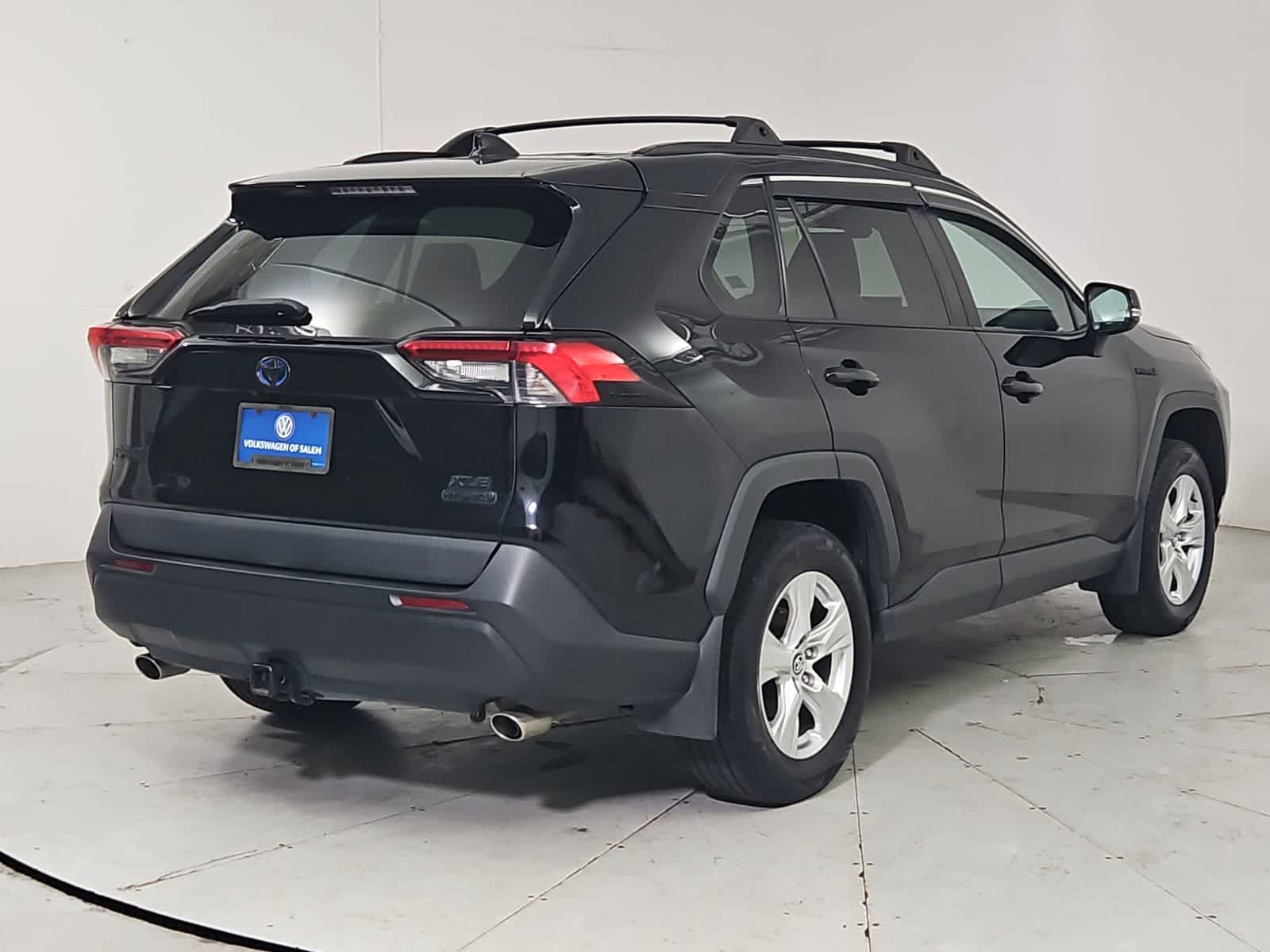 Thumbnail: 2020 Toyota RAV4 - 6