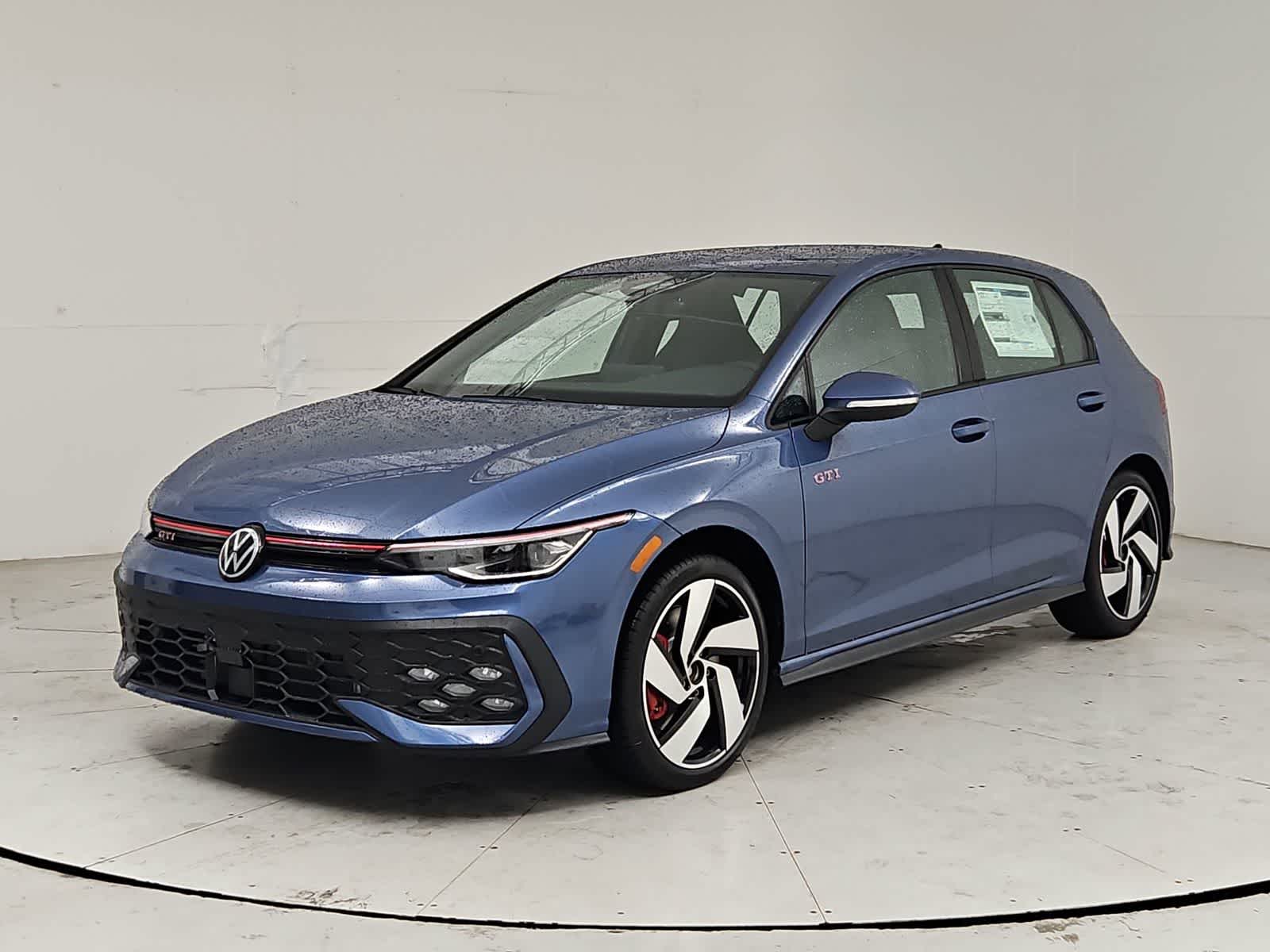 Thumbnail: 2026 Volkswagen Golf - 1