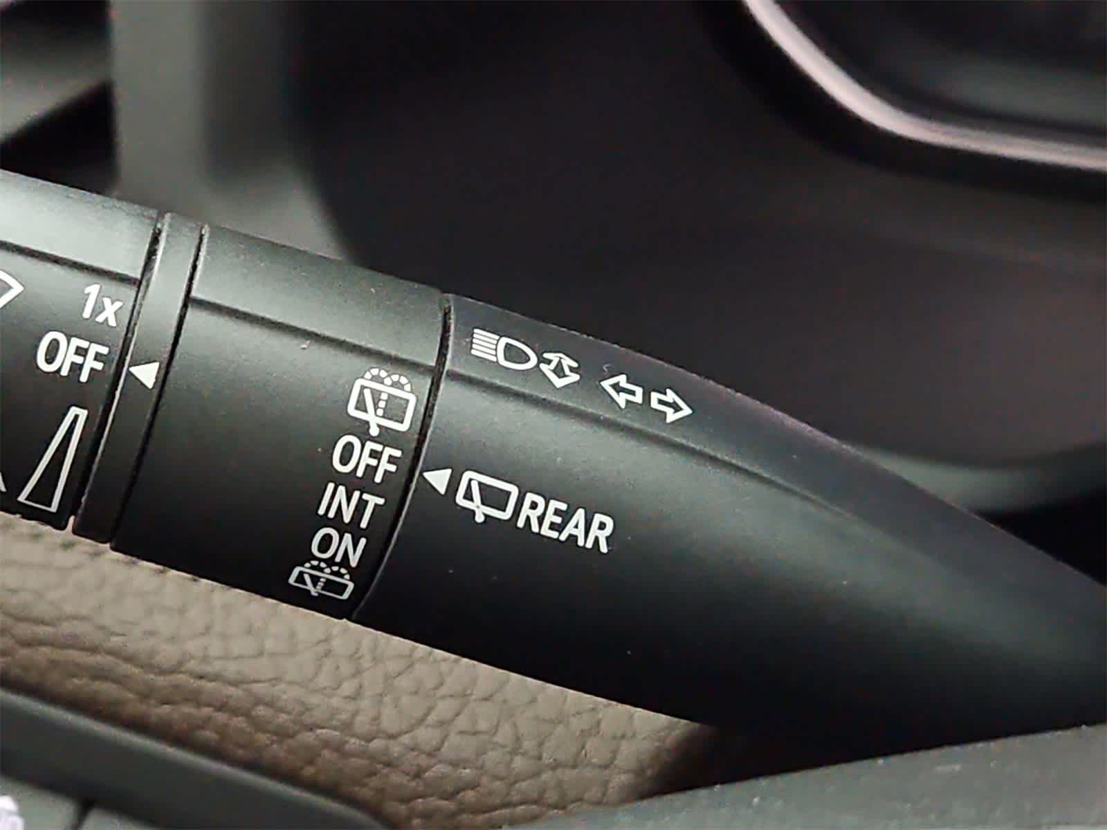 Thumbnail: 2021 GMC Yukon - 28