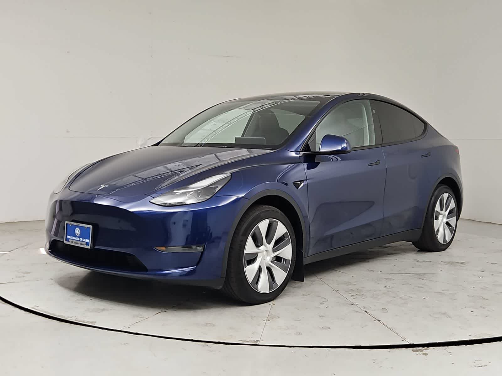 Used 2024 Tesla Model Y Long Range with VIN 7SAYGAEE9RF988289 for sale in Salem, OR