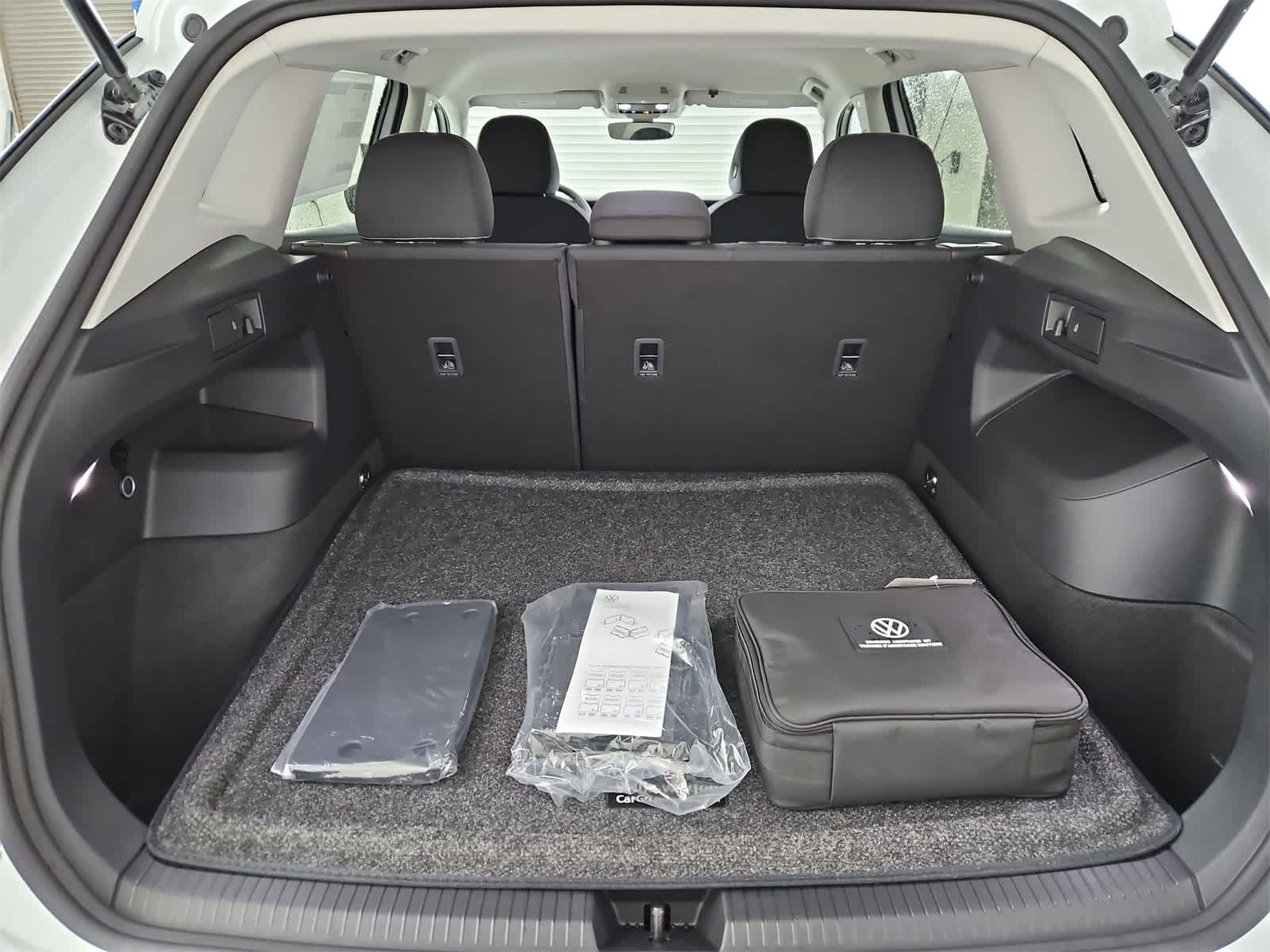 Thumbnail: 2026 Volkswagen Tiguan - 34