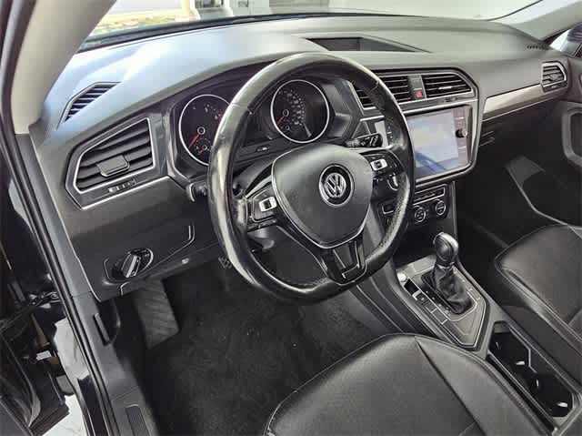 Used 2018 Volkswagen Tiguan SE with VIN 3VV3B7AX7JM002226 for sale in Salem, OR