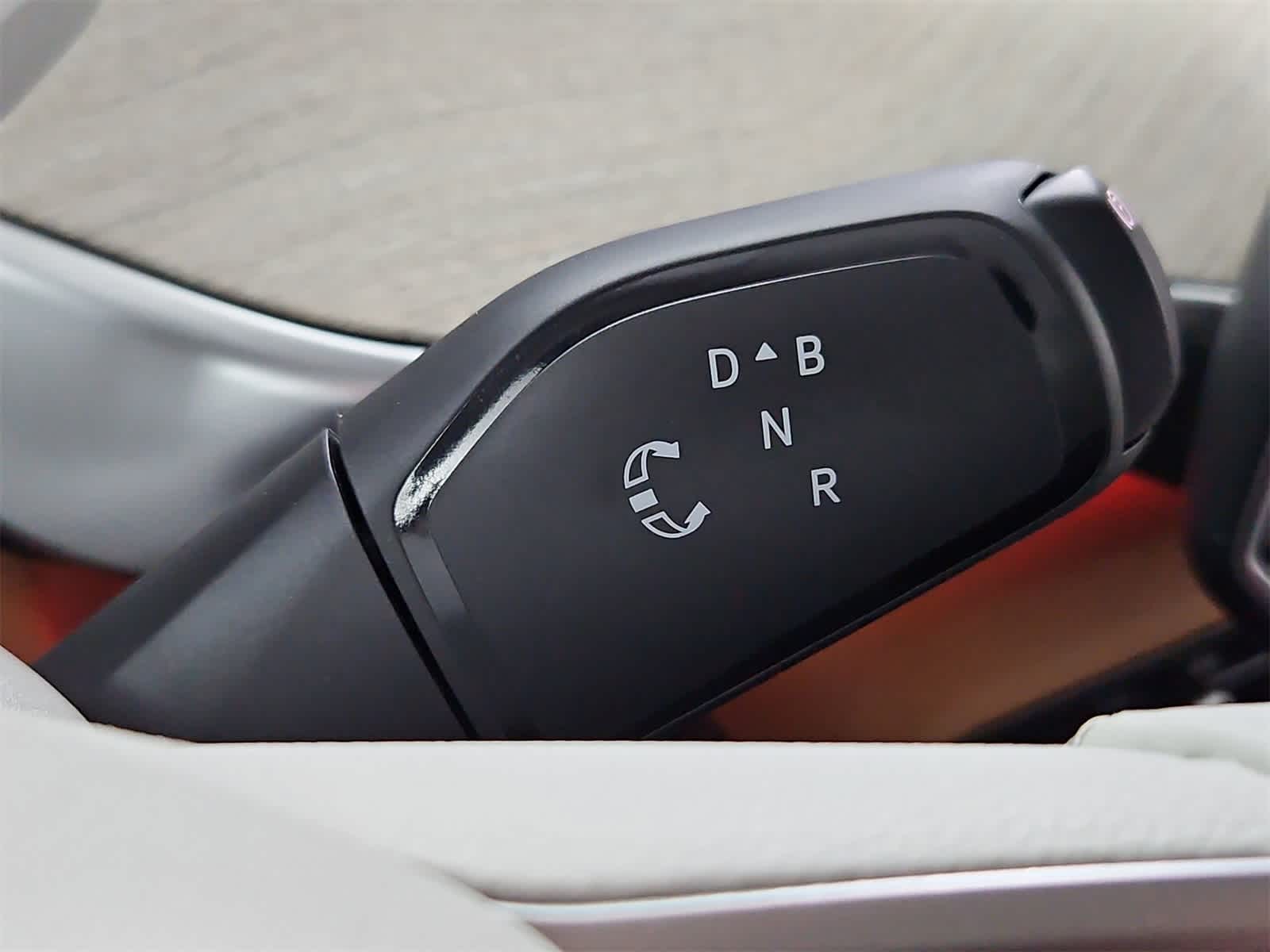 Thumbnail: 2025 Volkswagen ID.Buzz - 34