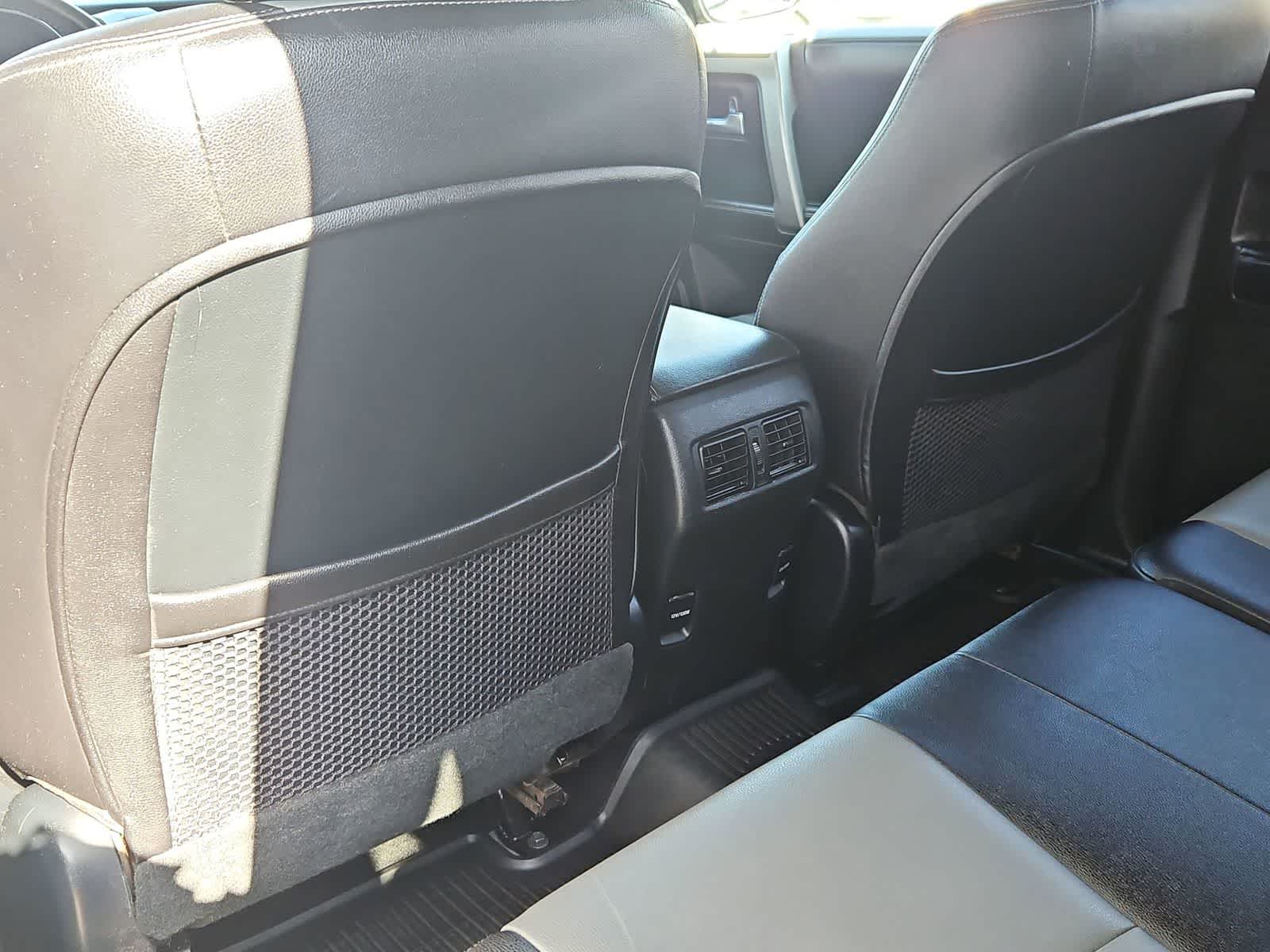 Thumbnail: 2018 Toyota 4Runner - 18