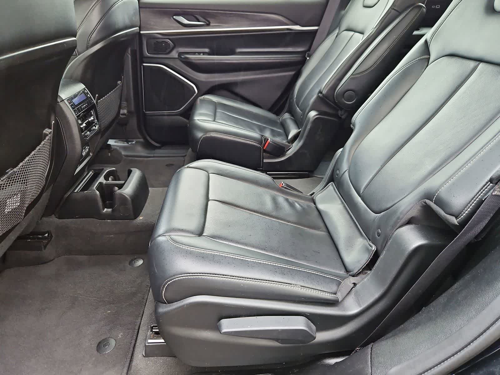 Thumbnail: 2021 Jeep Grand Cherokee L - 20