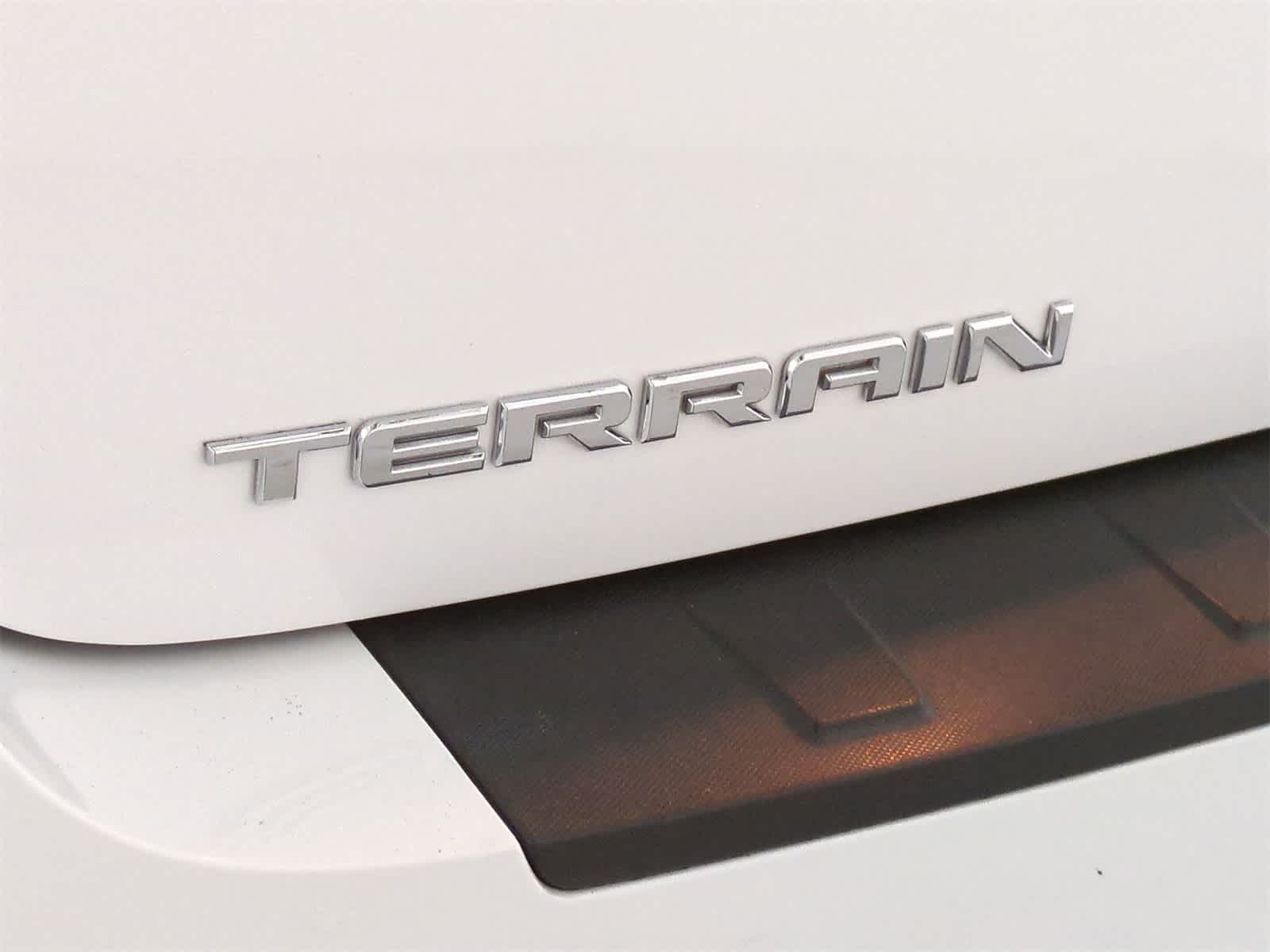 Thumbnail: 2015 GMC Terrain - 12