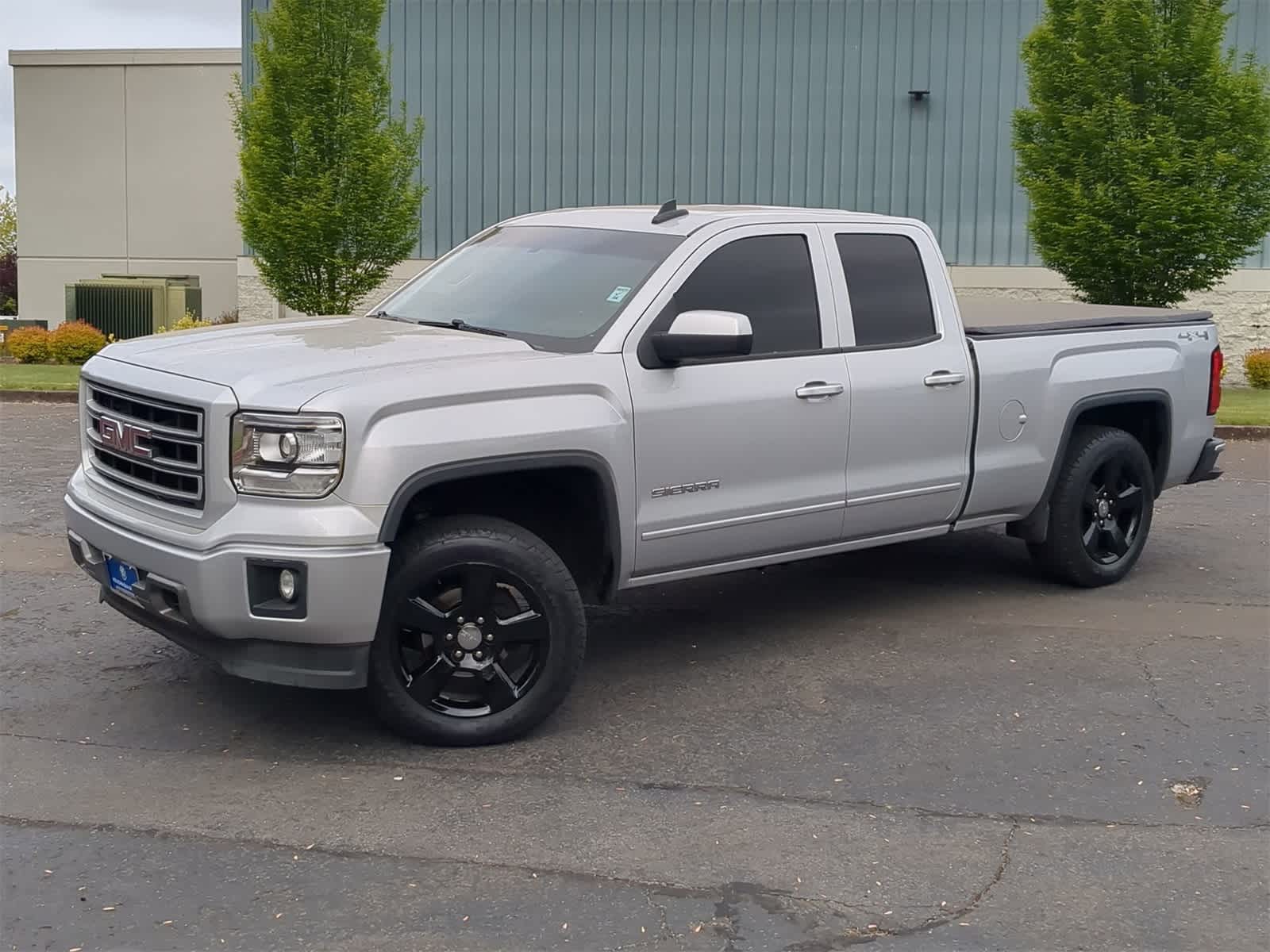 2015 GMC Sierra 1500 Base Hero Image