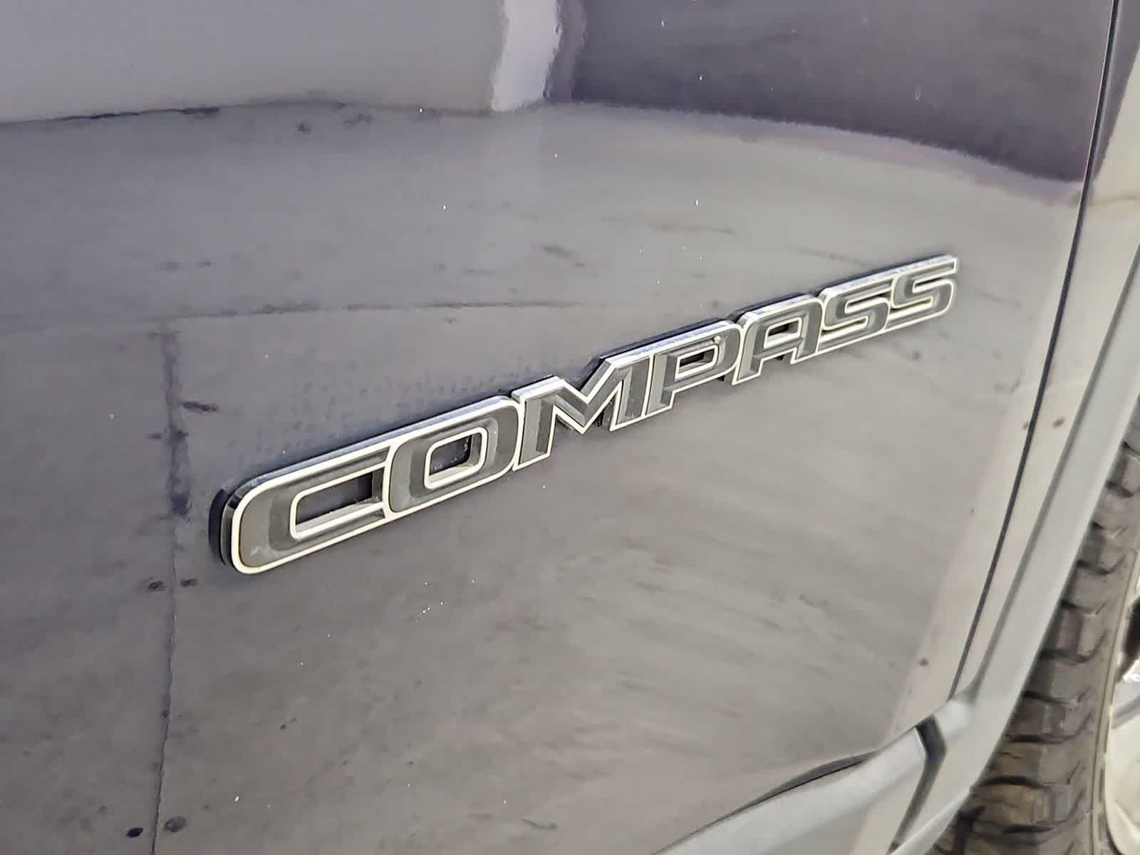 Thumbnail: 2019 Jeep Compass - 12