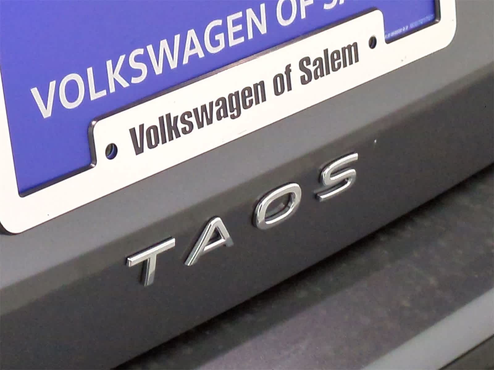 Thumbnail: 2025 Volkswagen Taos - 12