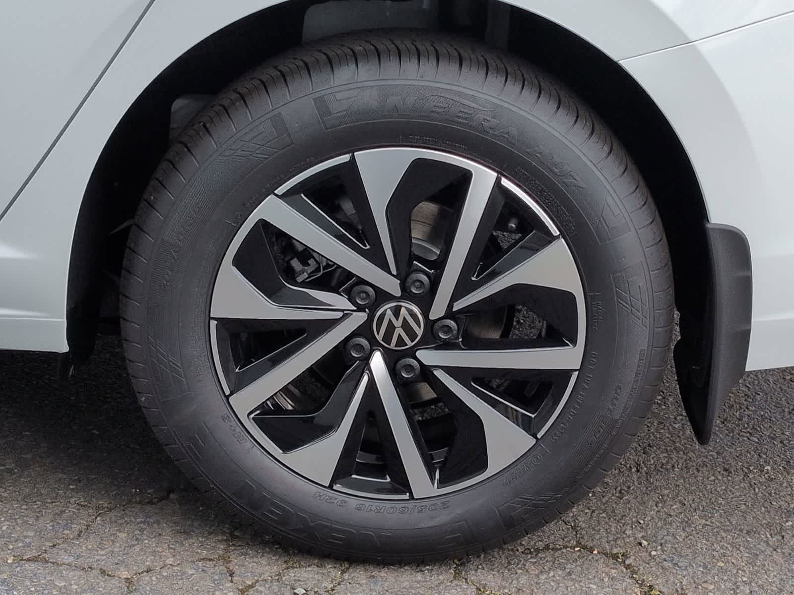 Thumbnail: 2026 Volkswagen Jetta - 13