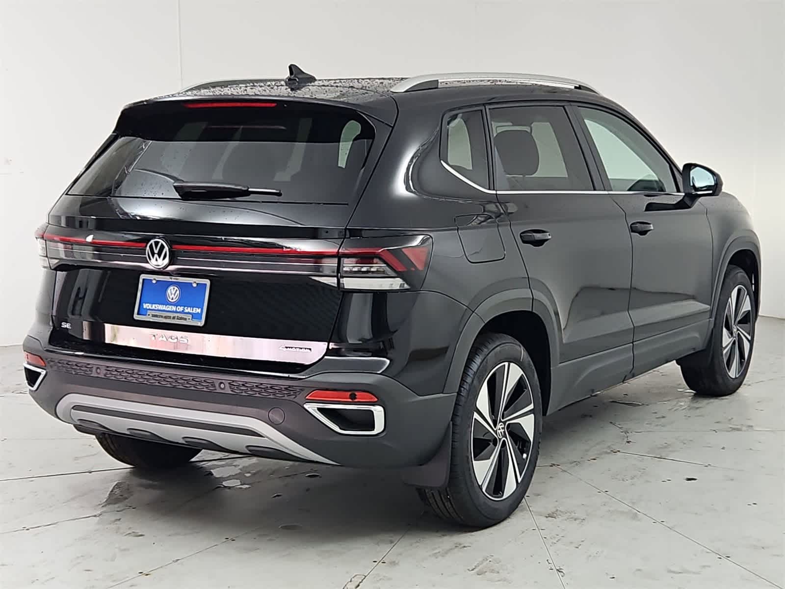 Thumbnail: 2025 Volkswagen Taos - 6