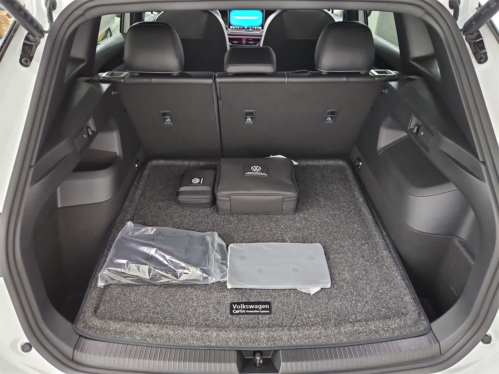 Thumbnail: 2025 Volkswagen Tiguan - 36