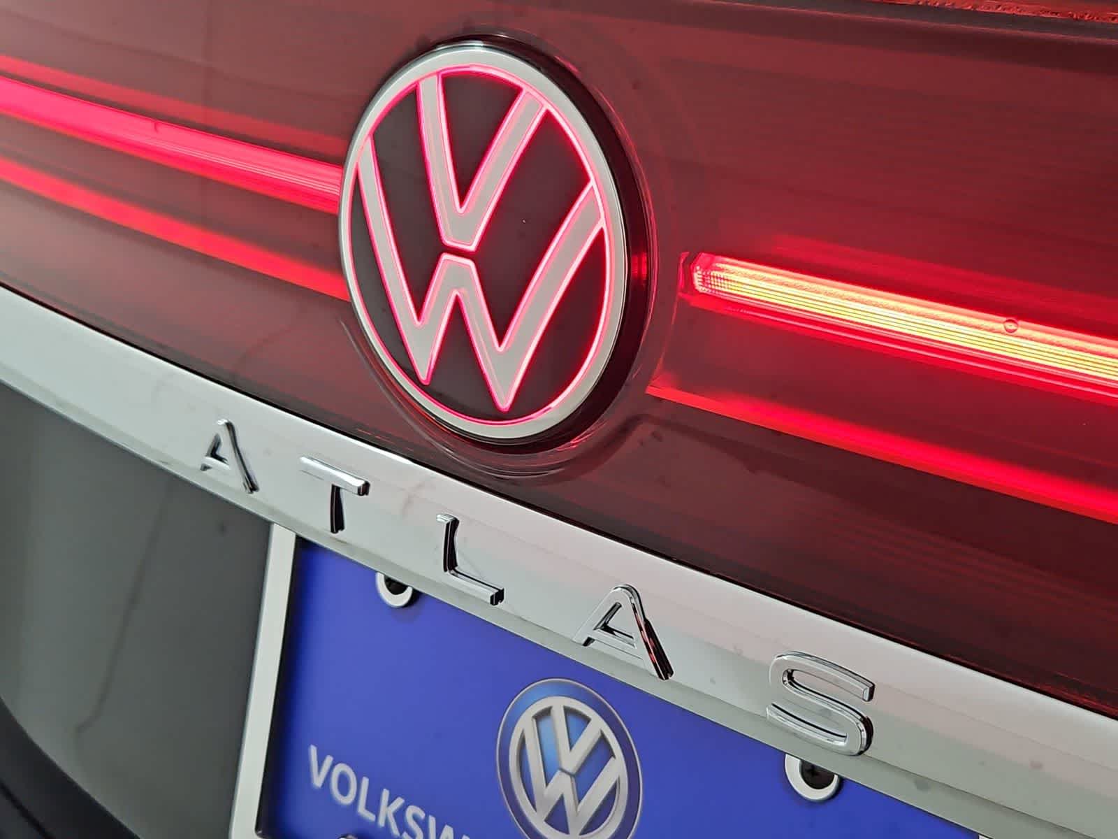Thumbnail: 2026 Volkswagen Atlas - 12