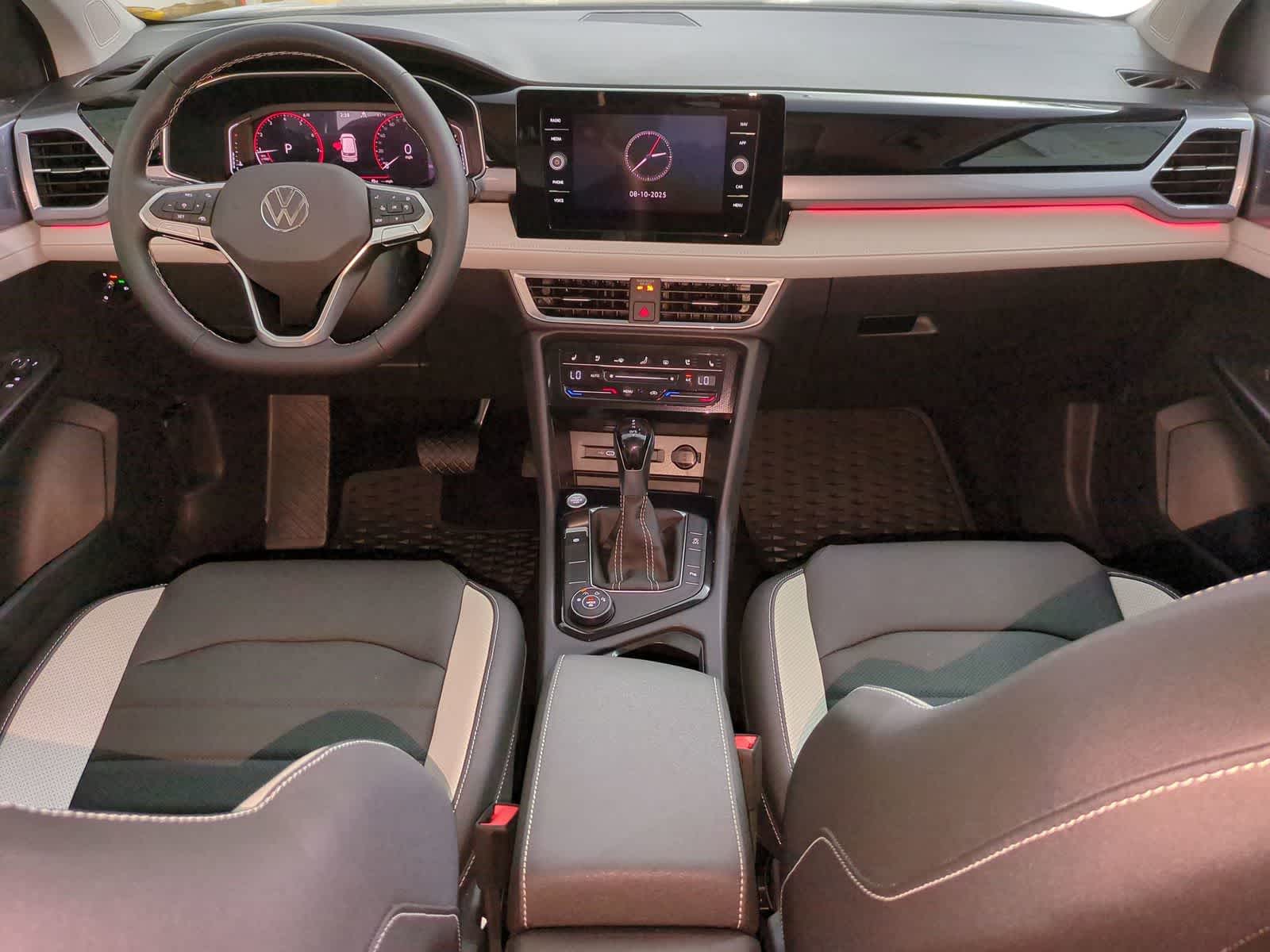 Thumbnail: 2025 Volkswagen Taos - 15