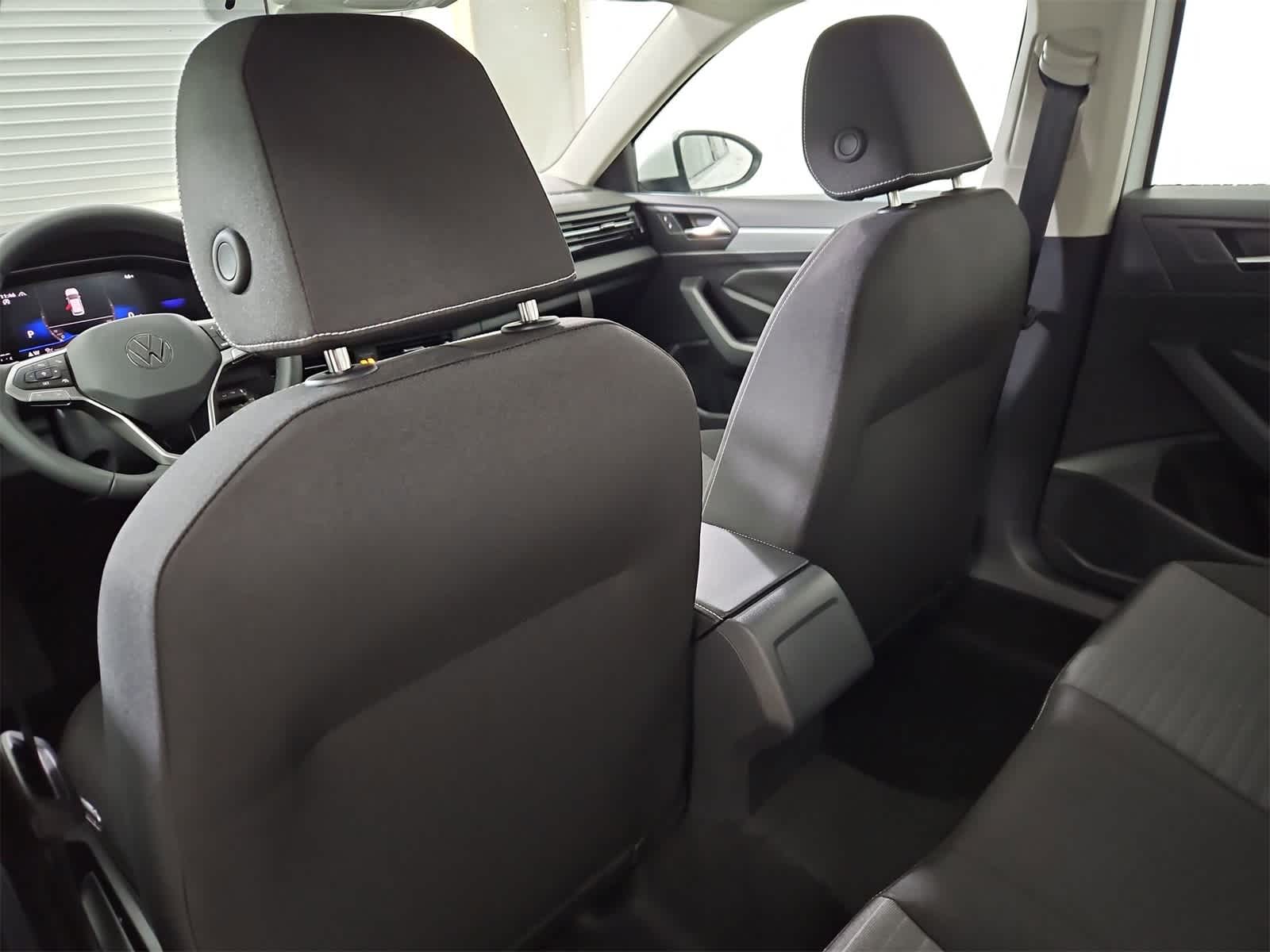 Thumbnail: 2026 Volkswagen Jetta - 18