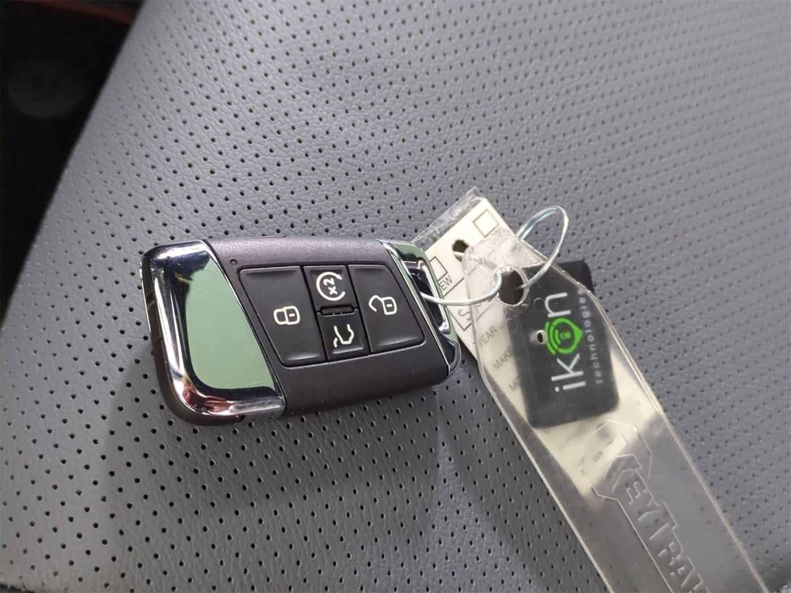 Thumbnail: 2025 Volkswagen Jetta - 35