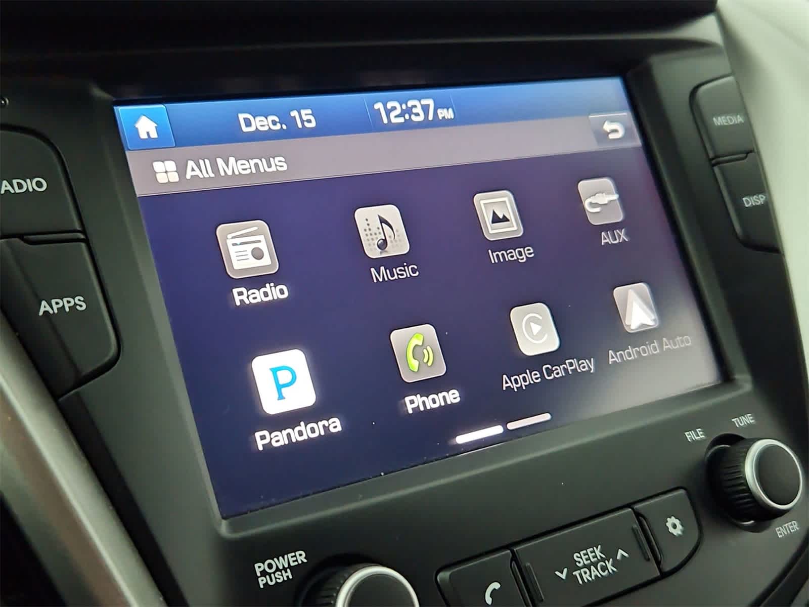 Thumbnail: 2017 Hyundai Veloster - 28