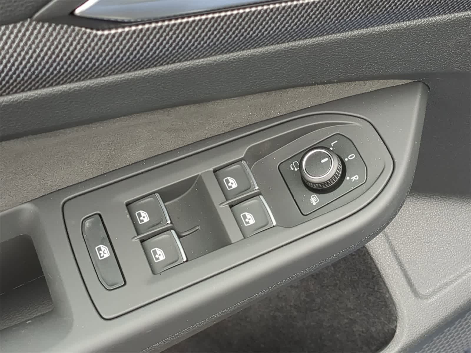 Thumbnail: 2026 Volkswagen Golf - 16