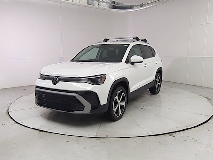 2025 Volkswagen Taos 1.5T SEL SUV