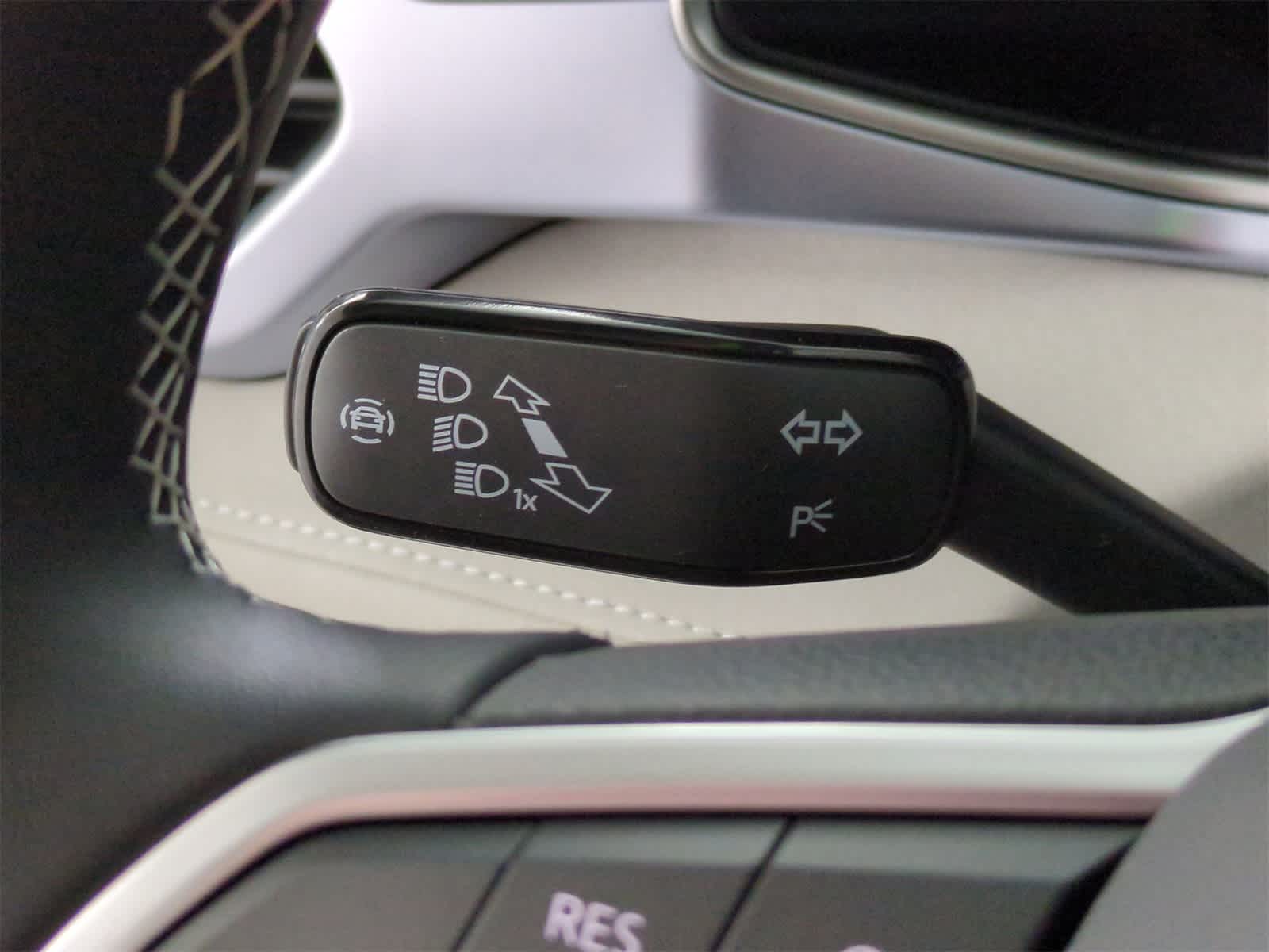 Thumbnail: 2025 Volkswagen Taos - 27