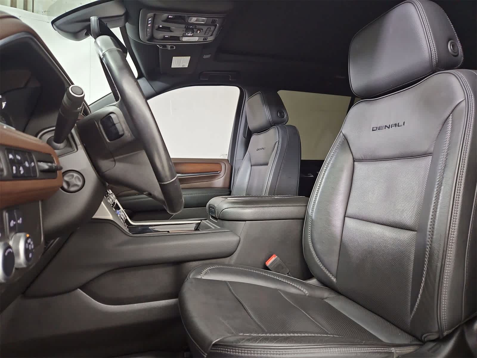 Thumbnail: 2021 GMC Yukon - 16