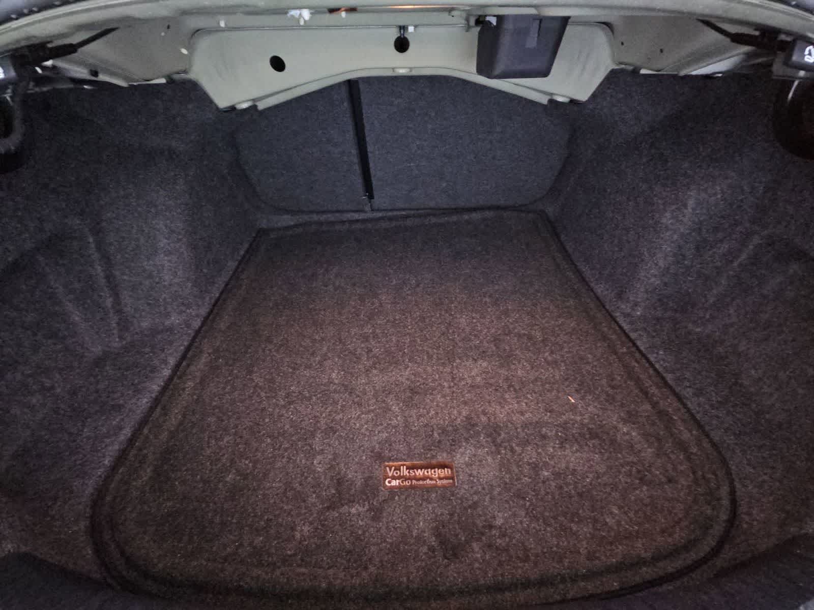 Thumbnail: 2023 Volkswagen Jetta - 33