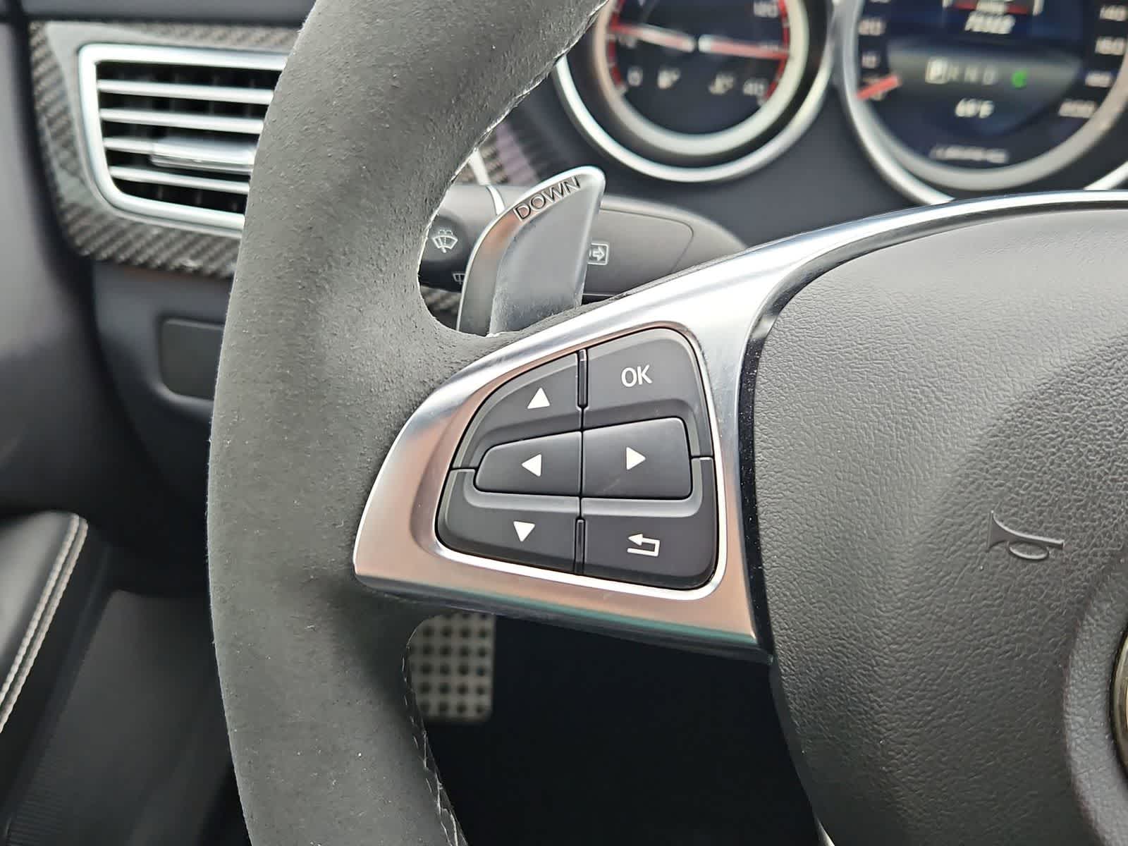 Thumbnail: 2015 Mercedes-Benz CLS - 24