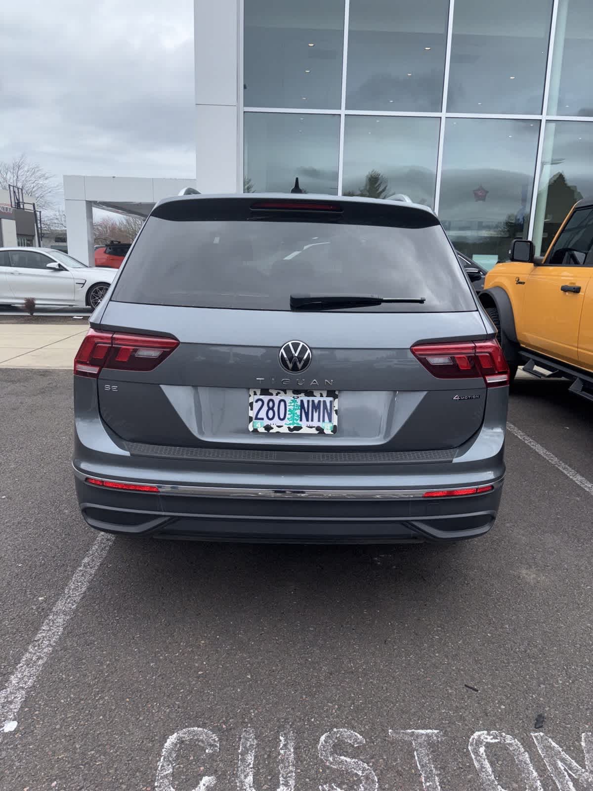 Thumbnail: 2022 Volkswagen Tiguan - 4