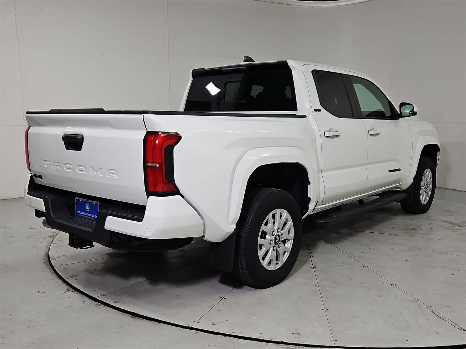 Thumbnail: 2024 Toyota Tacoma - 6