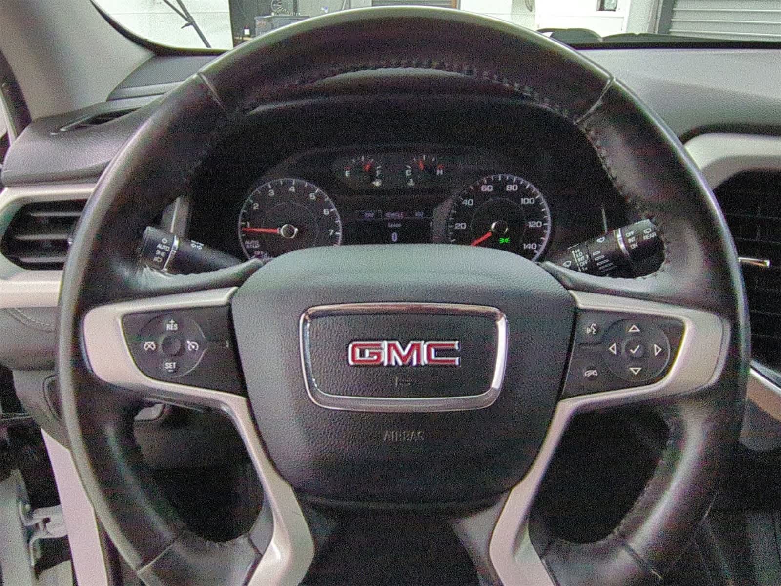 Thumbnail: 2018 GMC Acadia - 22