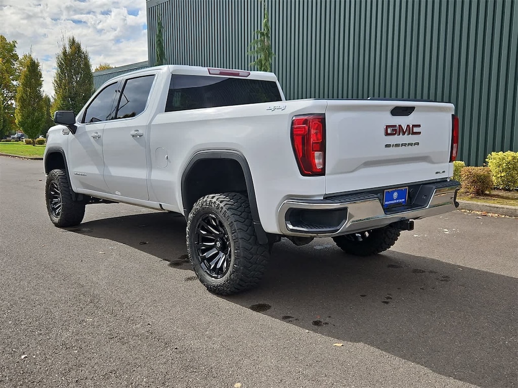 Used 2020 GMC Sierra 1500 SLE Truck Crew Cab
